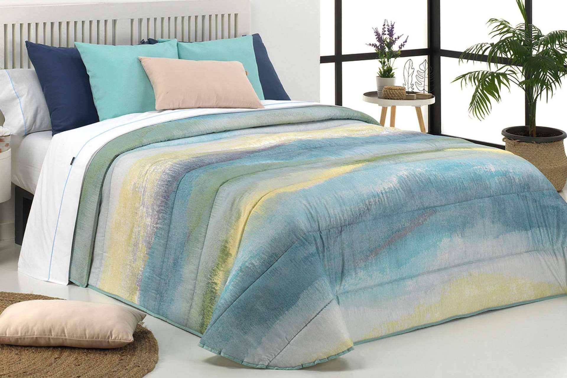 Para vestir la cama y abrigarse durante la noche en invierno se puede optar por los edredones de La Novena Nube