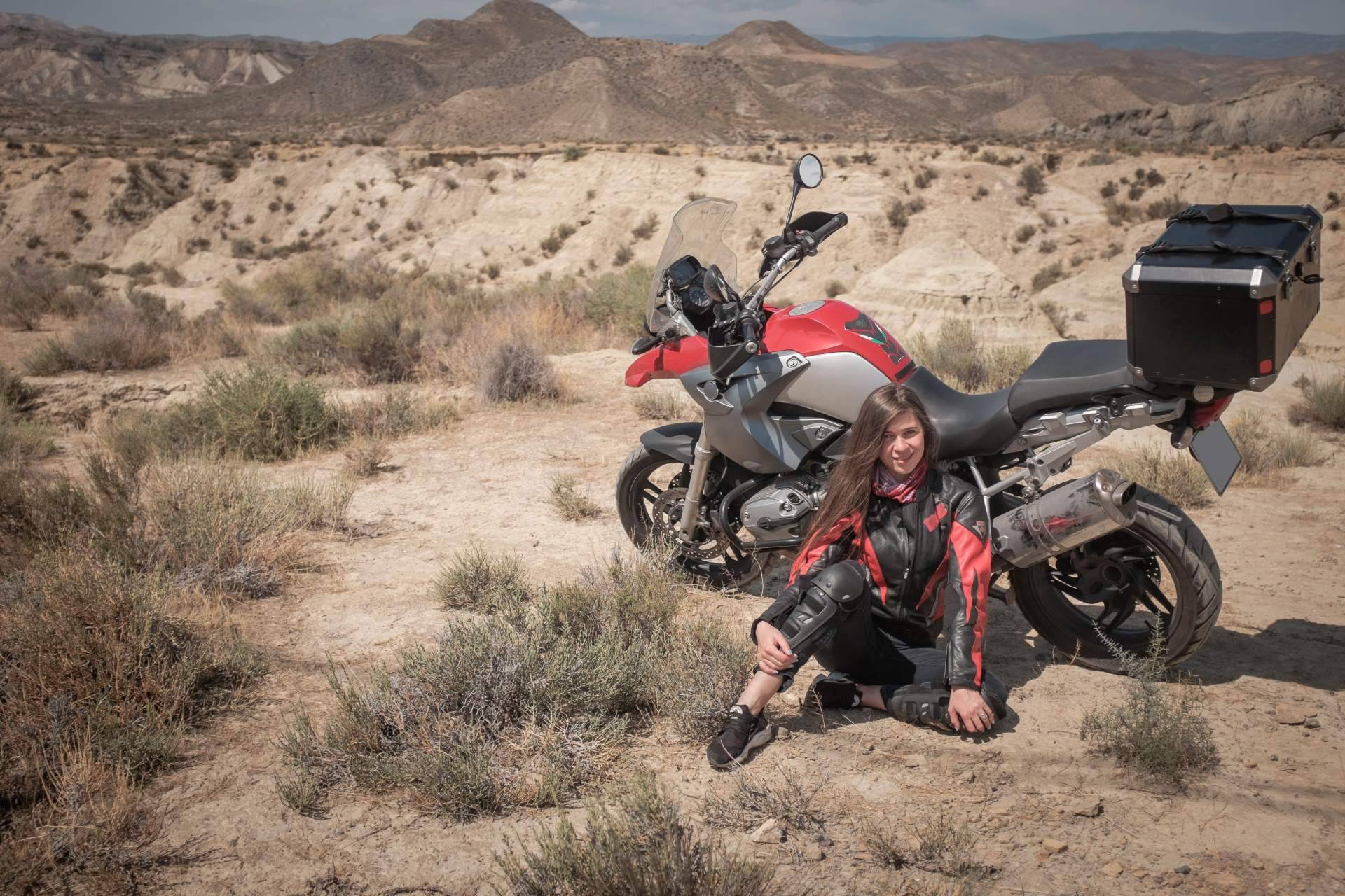 Motonity dispone de un catálogo con las mejores marcas de chaquetas de moto para mujer