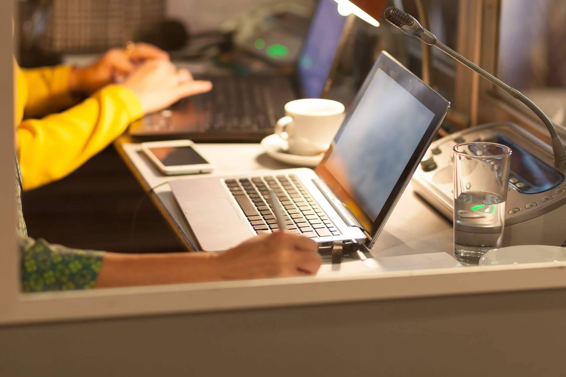 Servicios de traductor jurado Madrid de la mano de ENAI E-Consulting Internacional