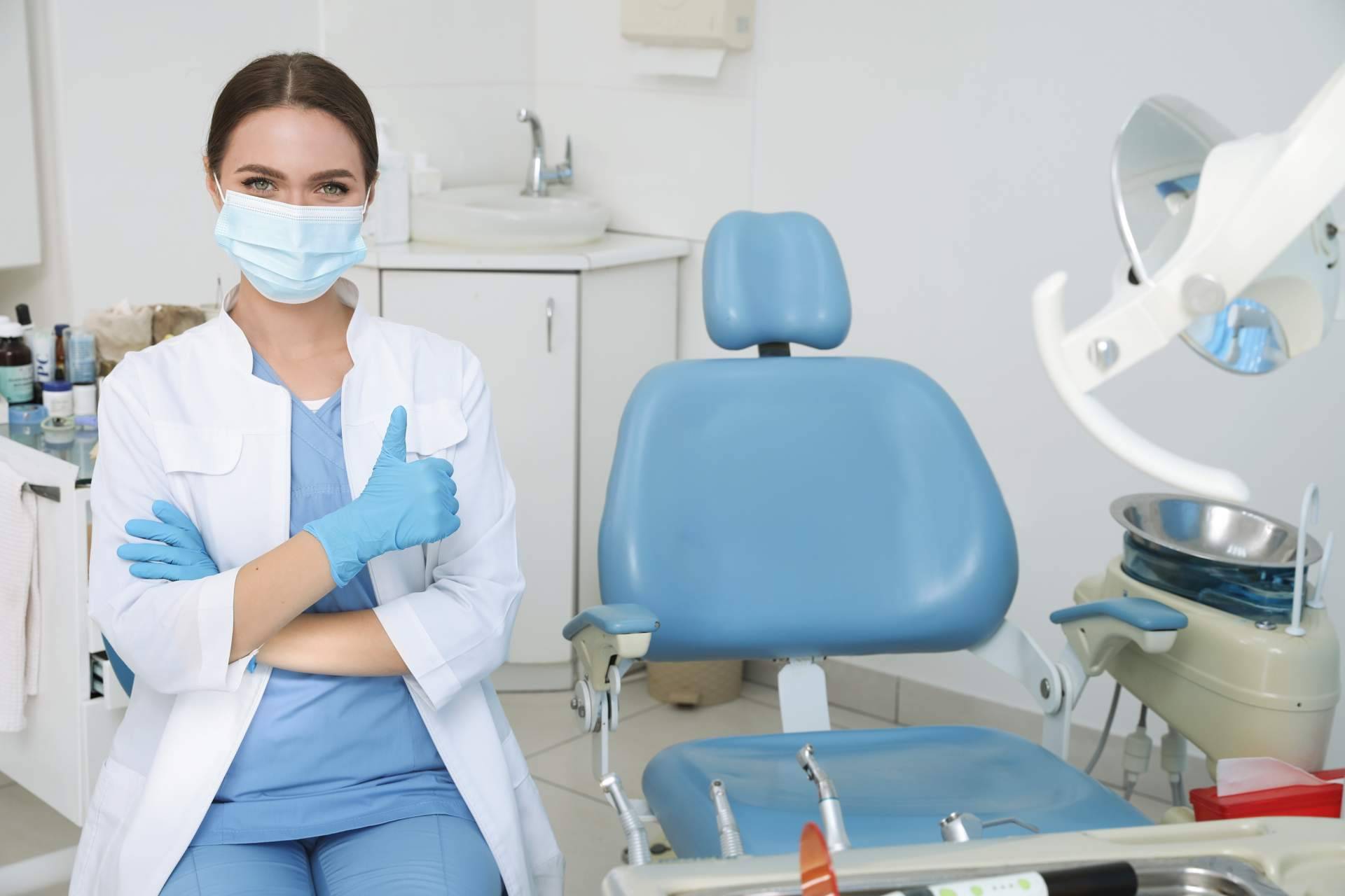 La importancia de ir al dentista antes de tener síntomas, por Clínica Dental Sandra Calvo