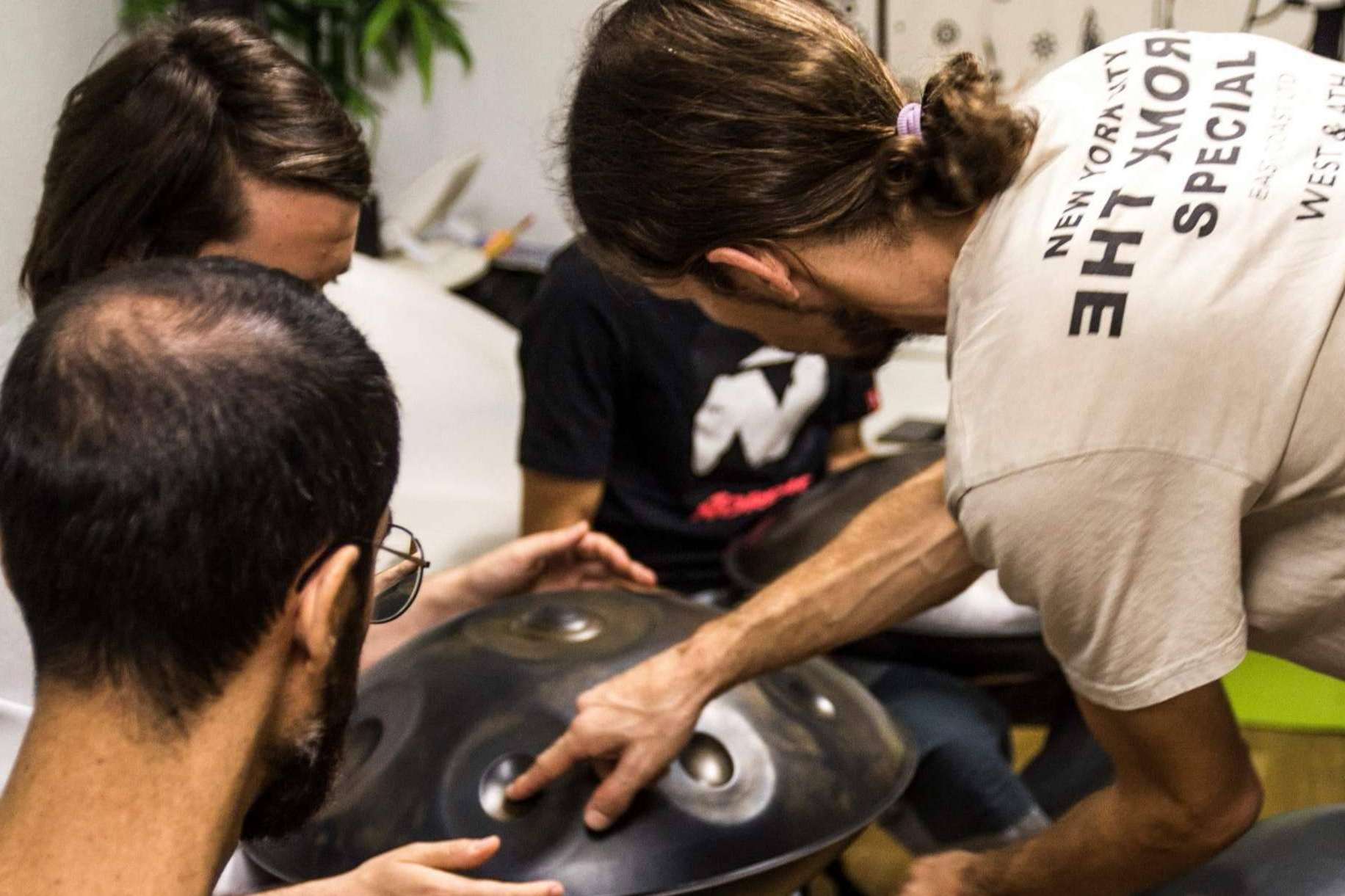 ¿Dónde aprender a tocar el handpan, el instrumento del siglo XXI? Handpan.es