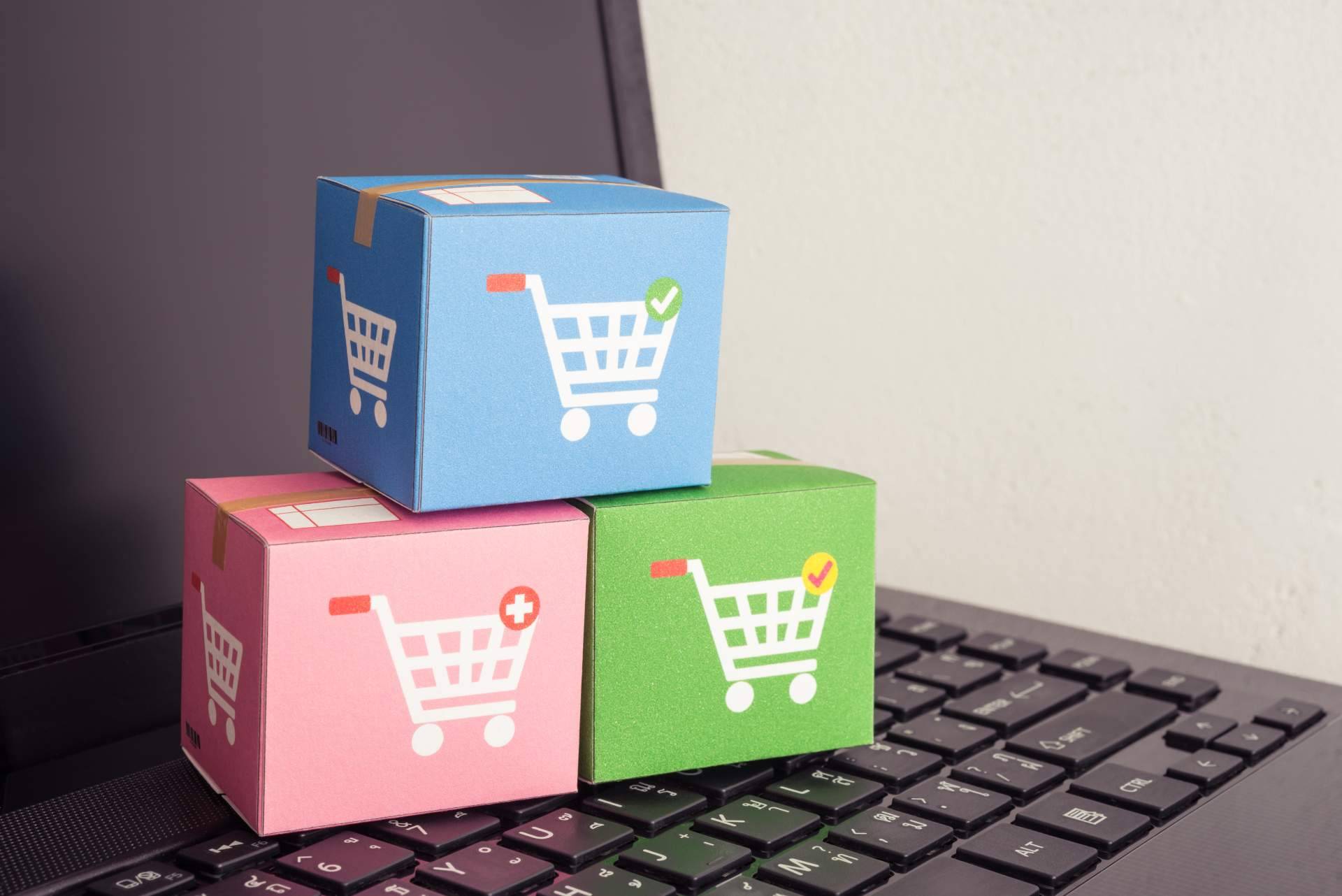 ¿Cuáles son los costes de montar una tienda online?, según comercioplus.com