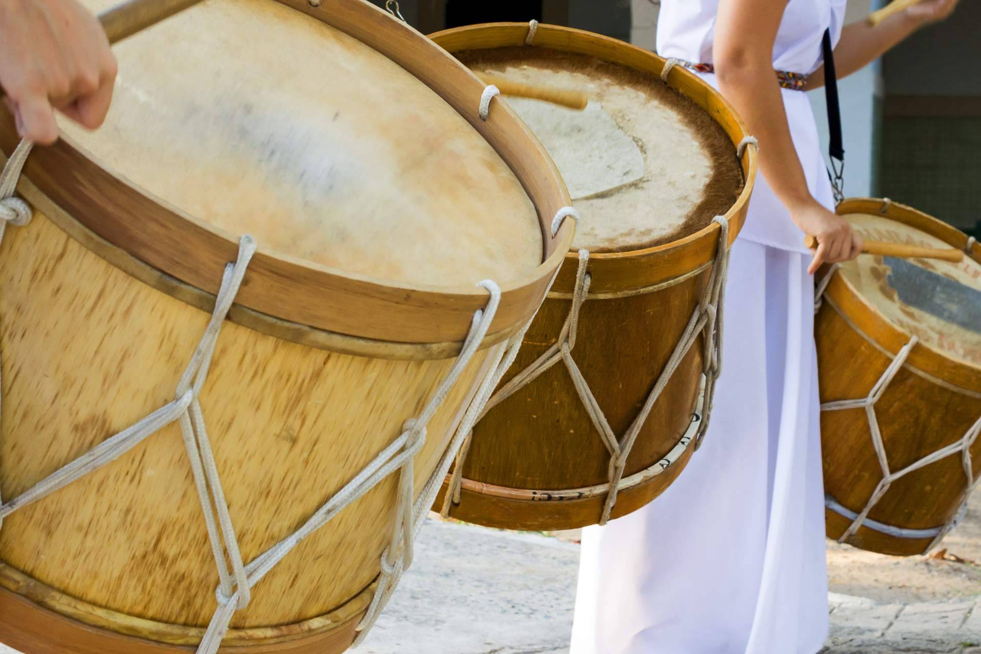 Percuforum dispone de los instrumentos de percusión que forman una batucada