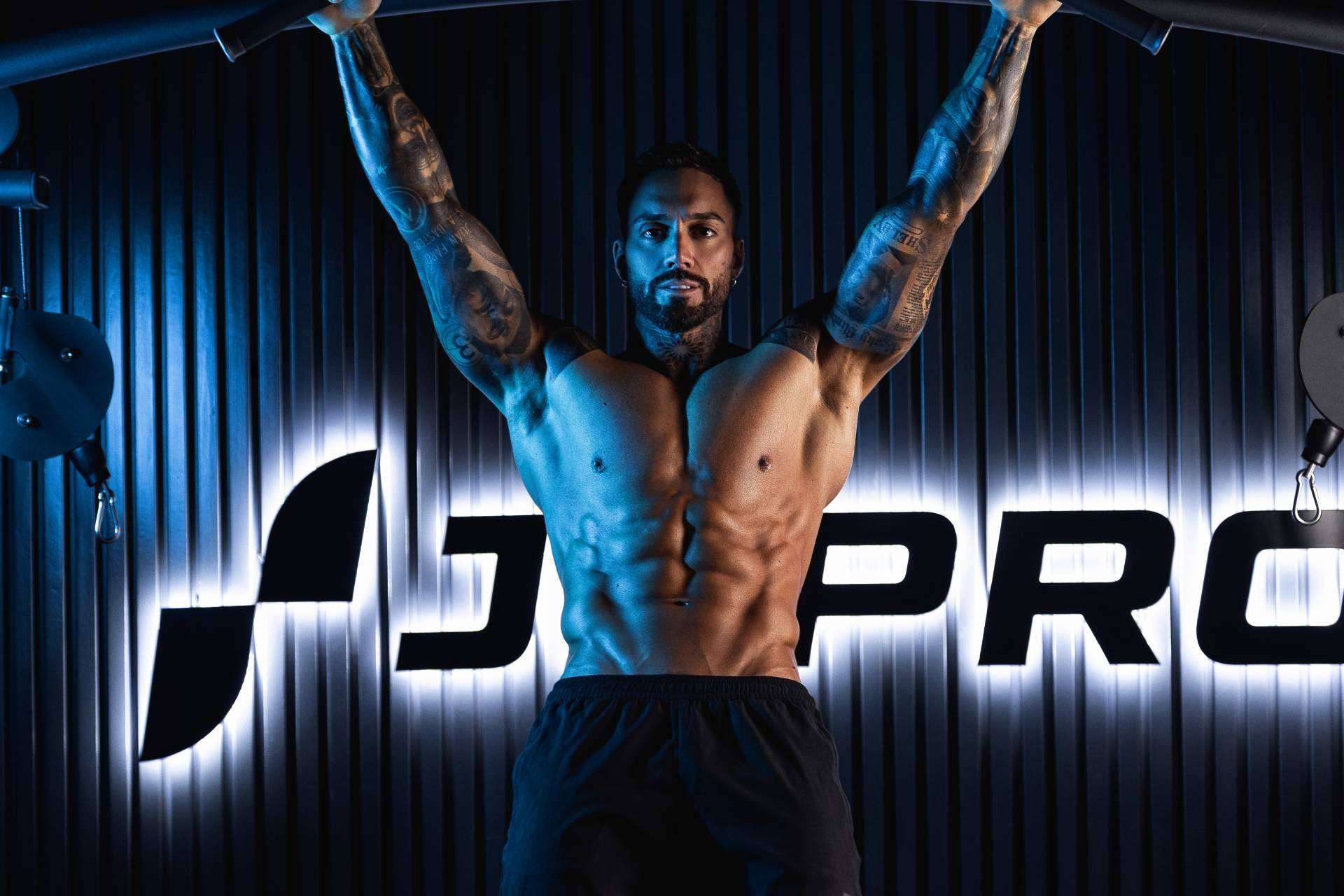 La nueva app fitness de Juan Faro PRO ofrece planes personalizados