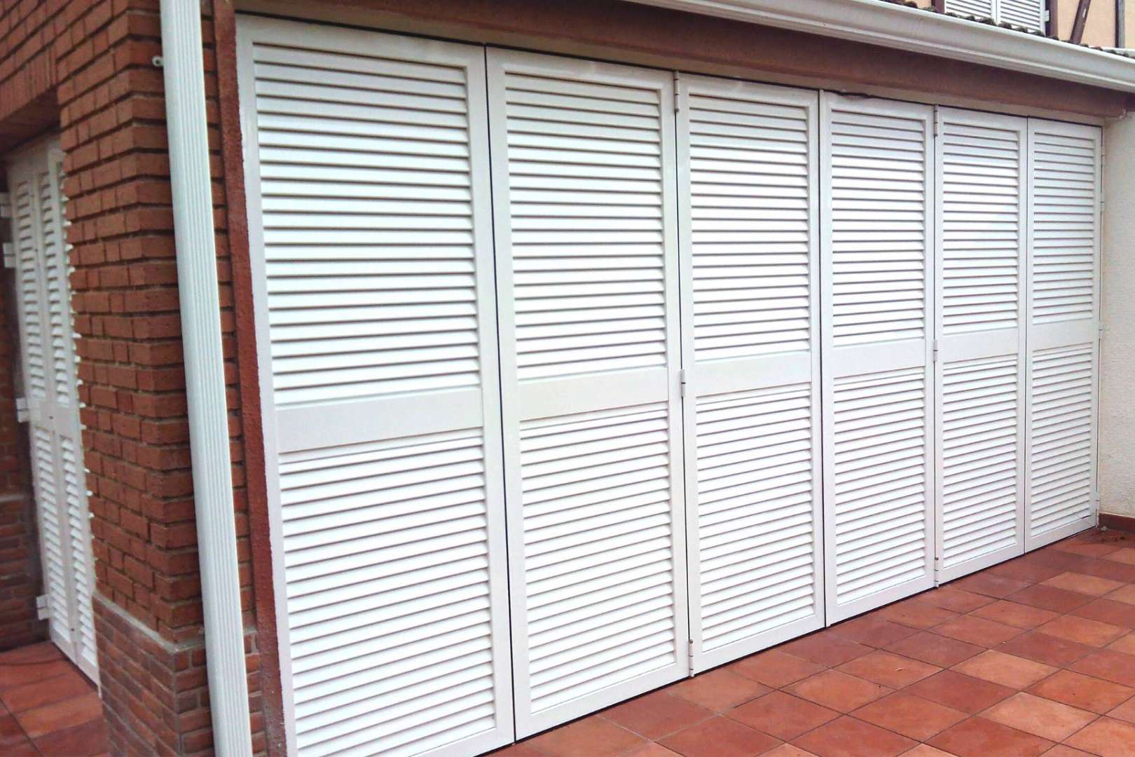 La empresa especialista Mallorlux expone los grandes beneficios de las contraventanas de aluminio