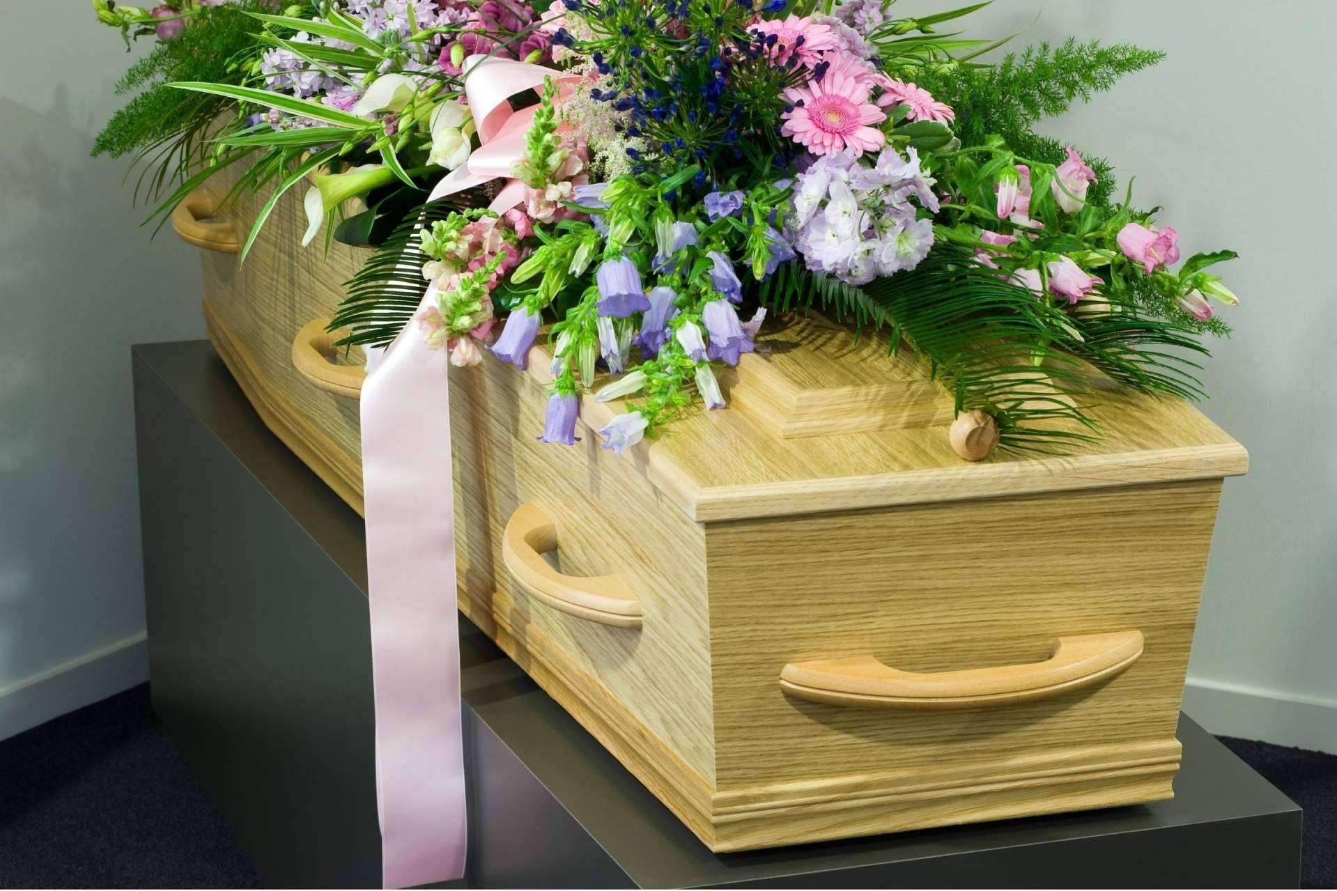 ¿Qué es un funeral ecológico? Funos