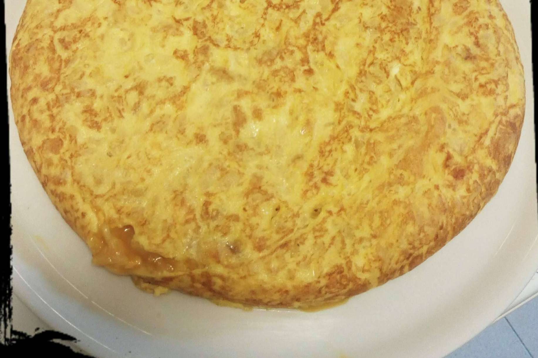 Disfrutar de una buena tortilla de patata en el restaurante acogedor y familiar La Tortilla de Mamá