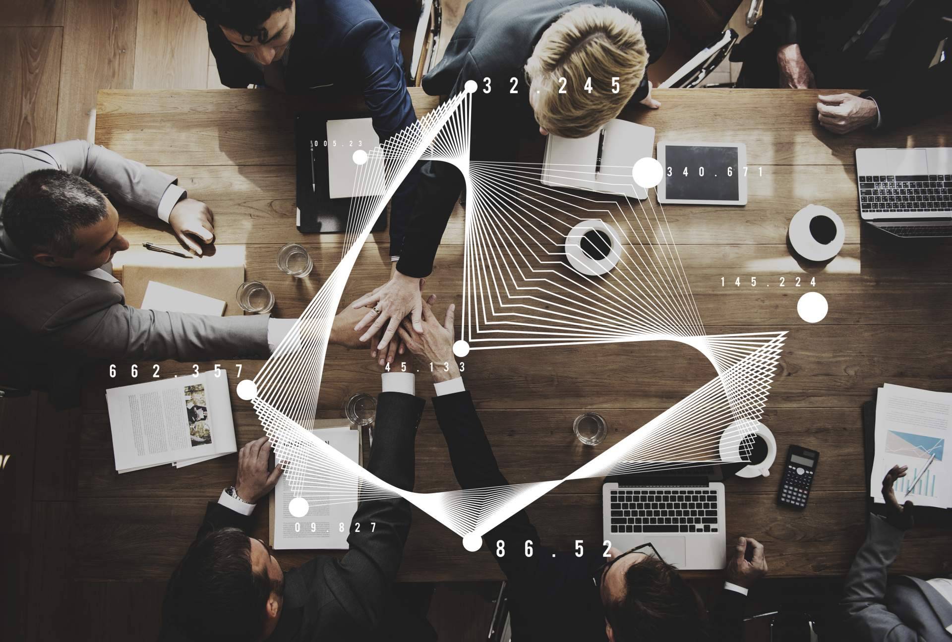 Los expertos en estrategia de marketing digital en Madrid de iEmpresa contribuyen en la transmisión del ADN diferencial de una organización