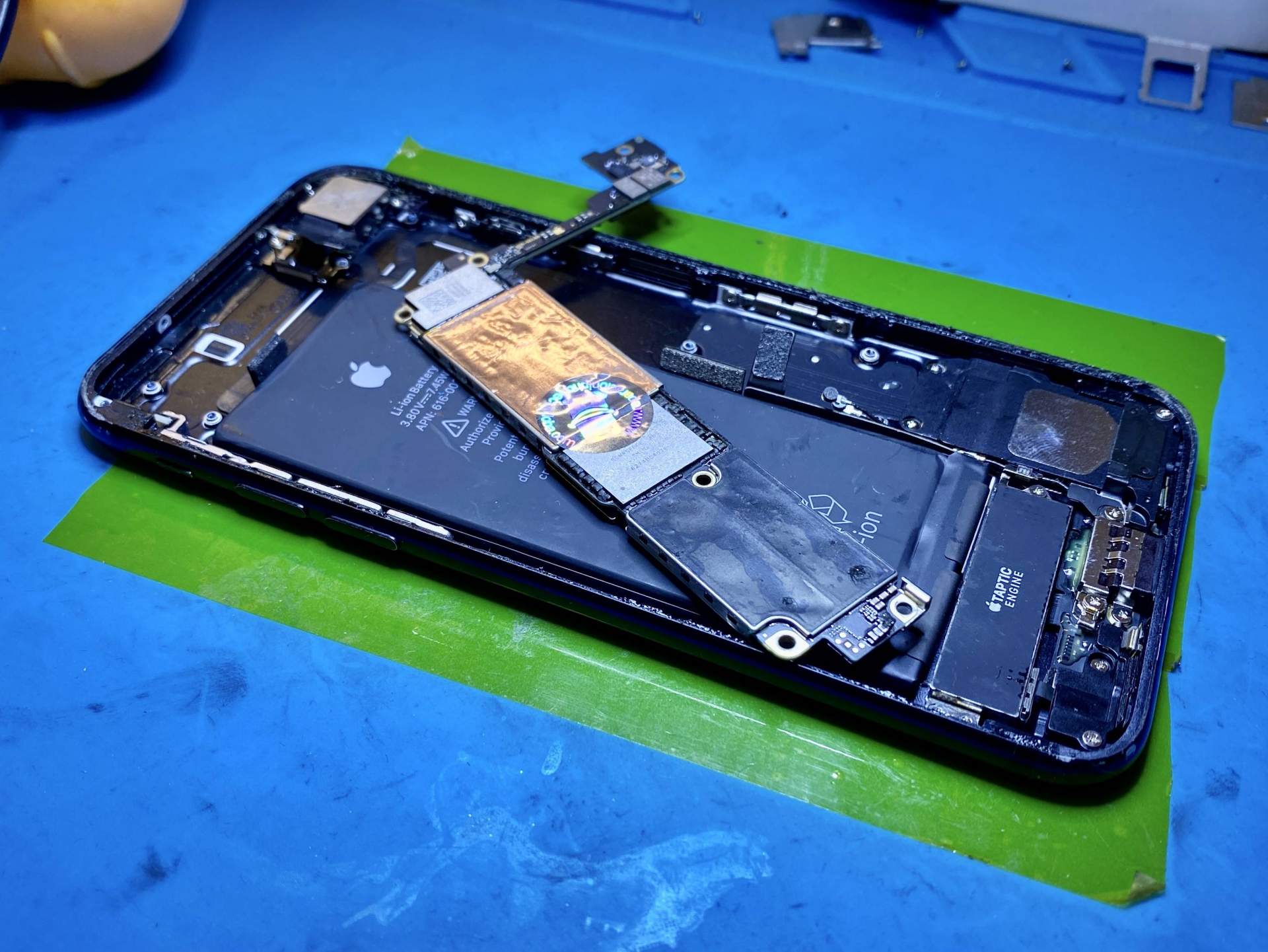 ¿Es más recomendable arreglar o comprar un iPhone nuevo?, por Reparación iPhone Córdoba