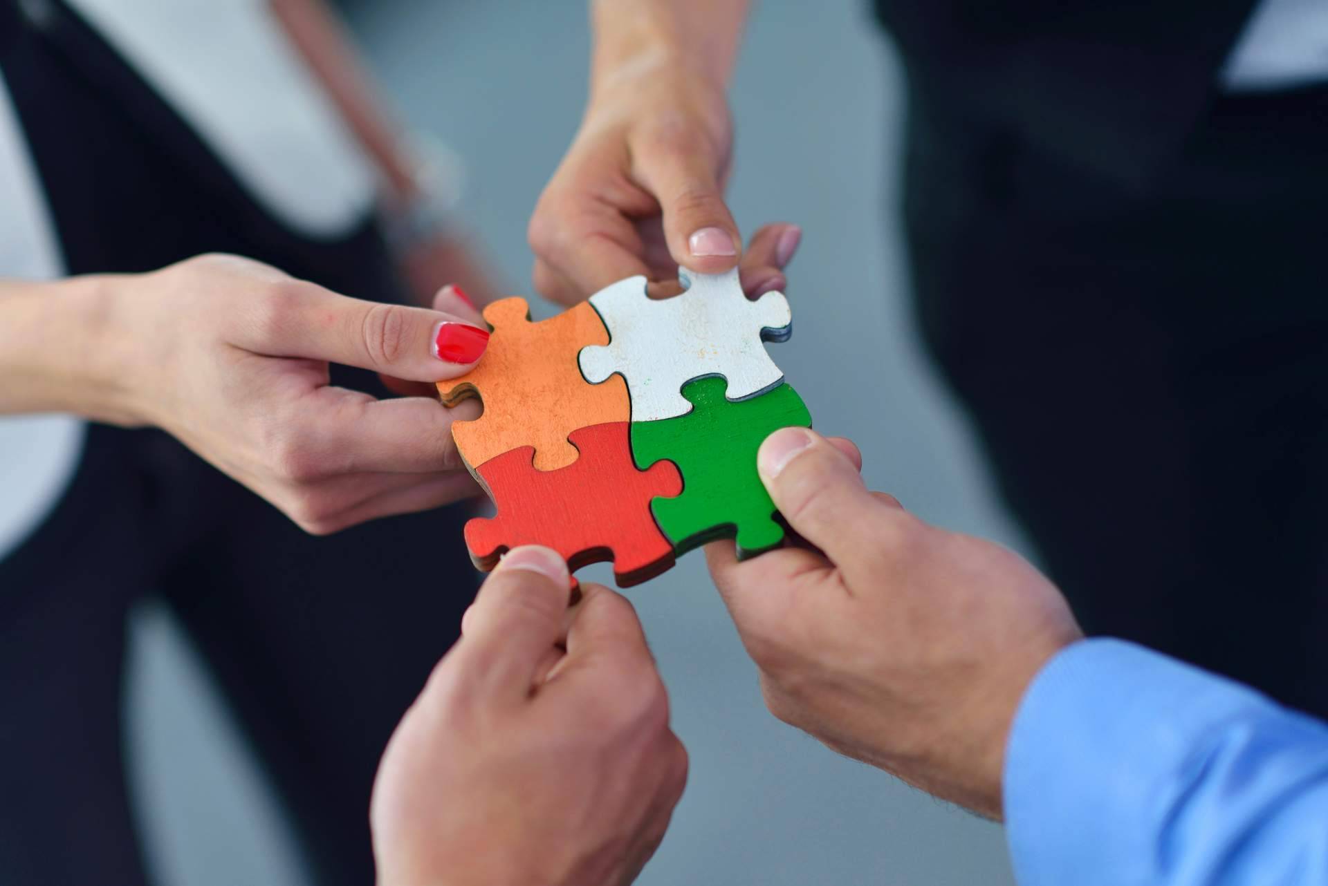 Empezar una carrera profesional como asesor de seguros y unirse al equipo de Segur Capital