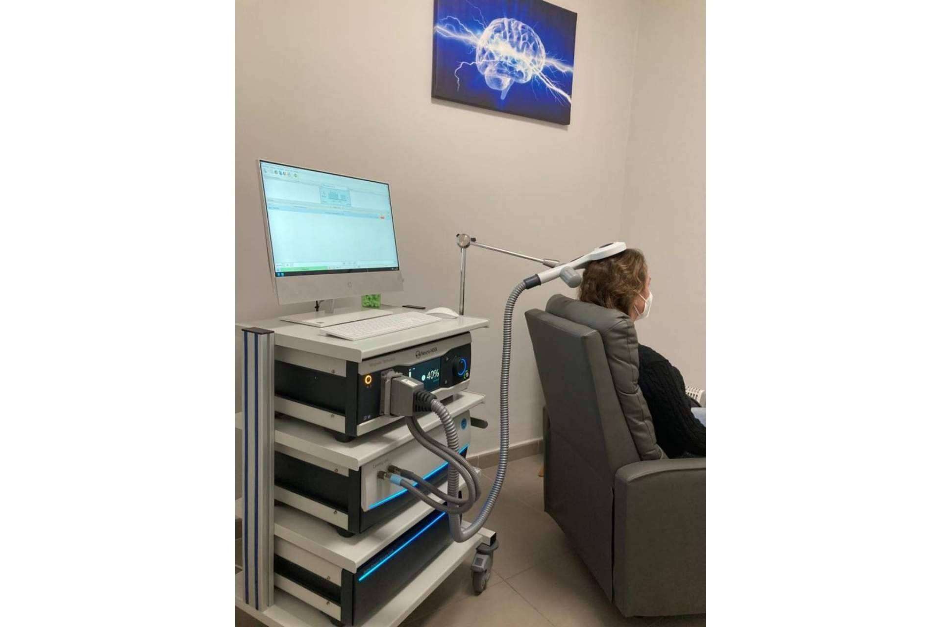 Avances en tratamiento del dolor crónico, estimulación cerebral no invasiva