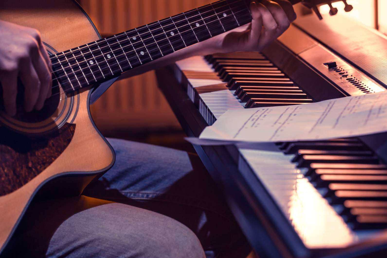 El valor de un compositor profesional en las producciones musicales
