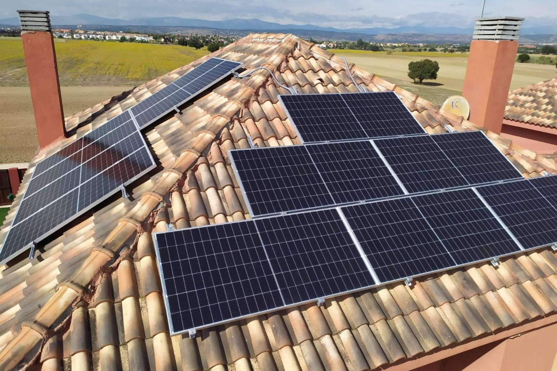 El uso de energías renovables mediante la instalación de placas solares, por Alma Solar