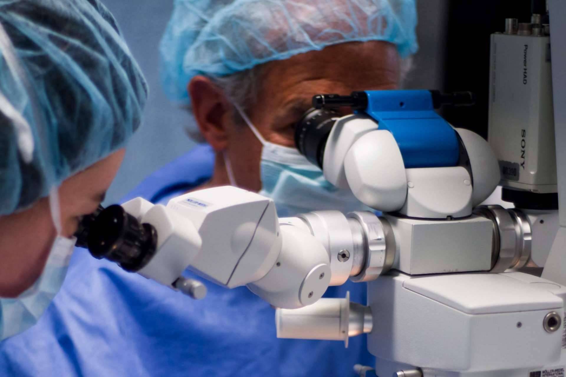 ¿Qué se debe saber antes de una operación de miopía?, por el Instituto Quirónsalud Oftalmológico Dexeus