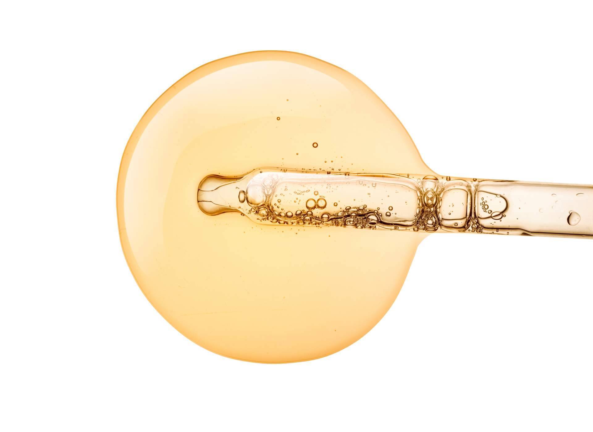 ¿Cómo se utiliza el sérum para la piel y qué beneficios presenta?
