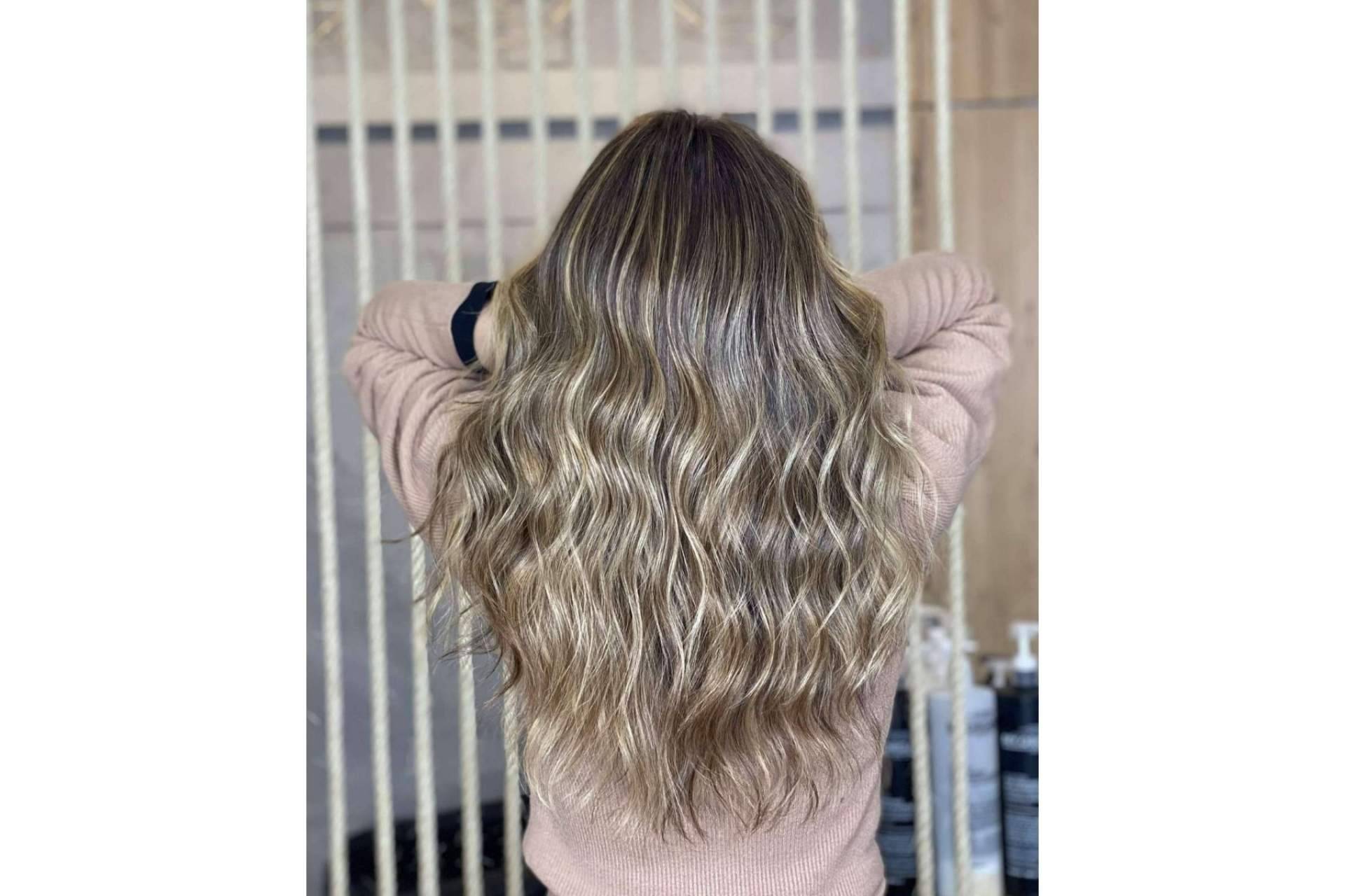 Especialistas en las últimas técnicas en coloración capilar como el balayage Madrid, DIM Salón