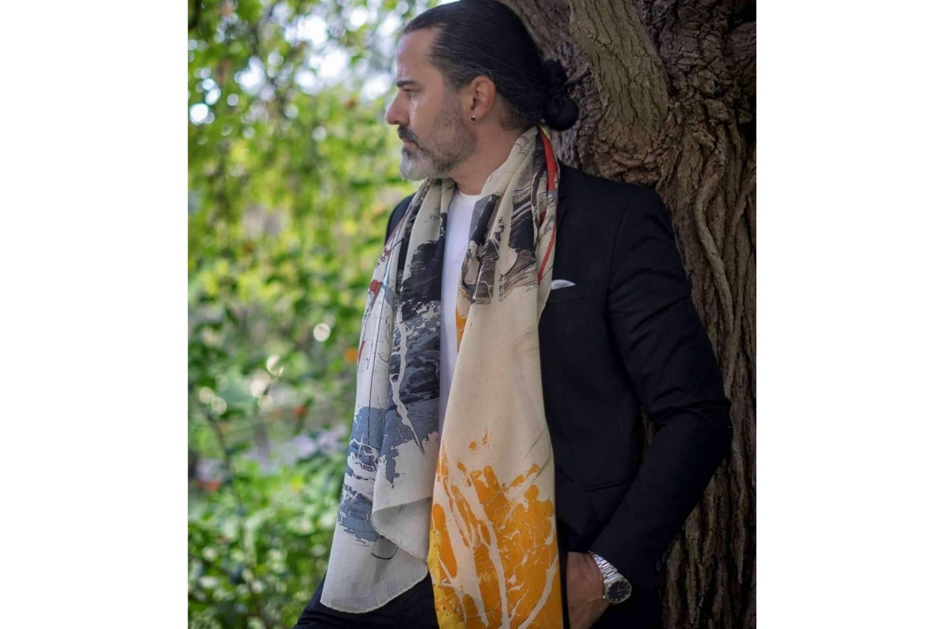 Los foulards y pashminas de Full & Briss desprenden arte