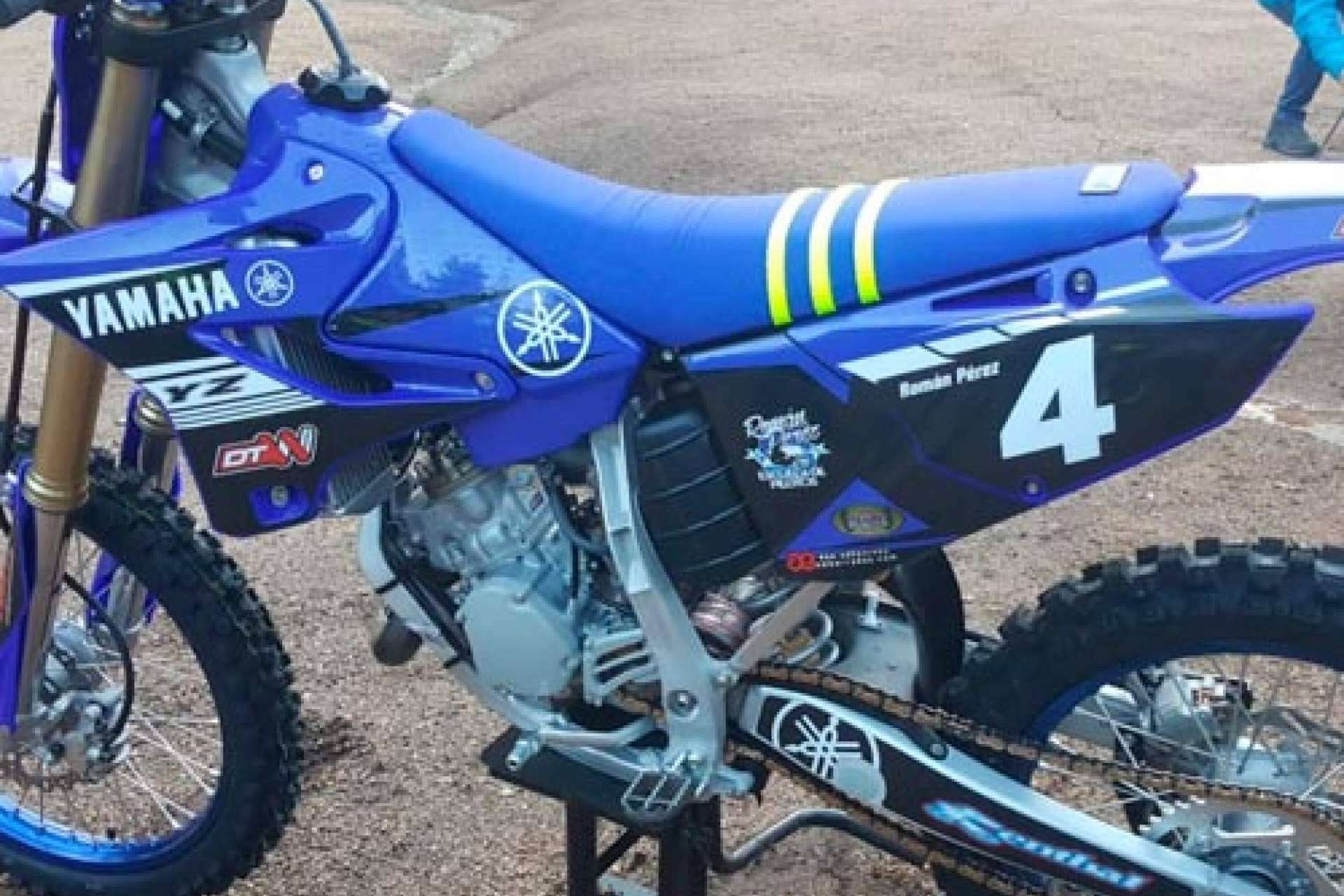Vinilos para motos en ADHESIVOSEMBARRADOS