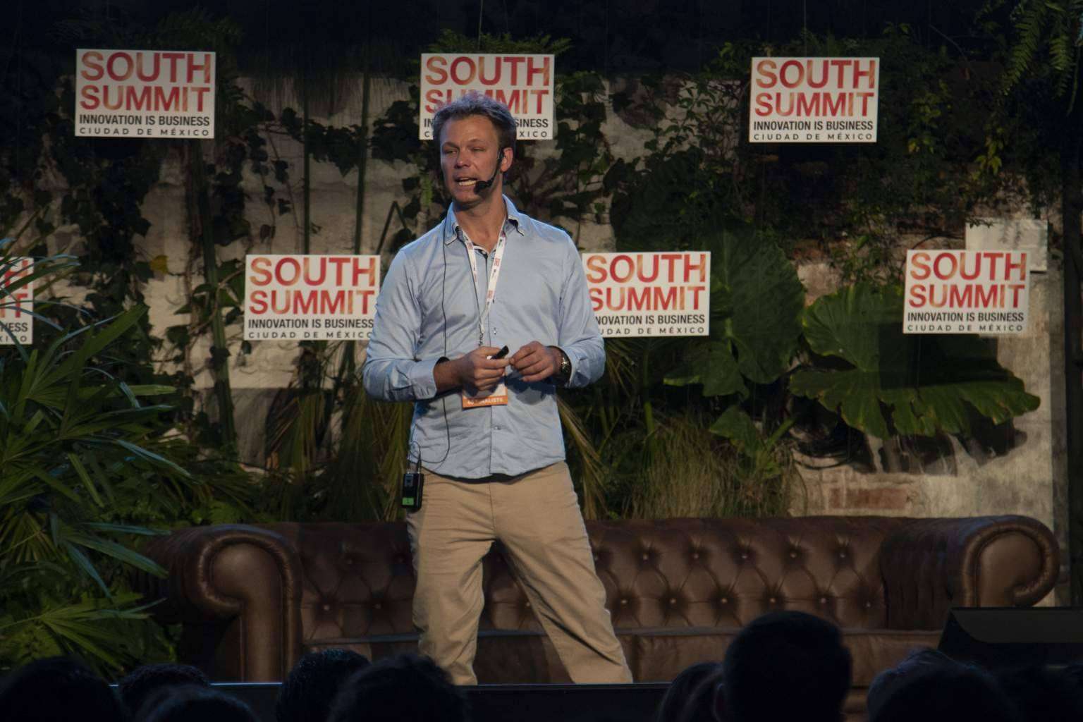 La innovadora forma de 'growth hacking' para aumentar ventas es el marketing de referidos