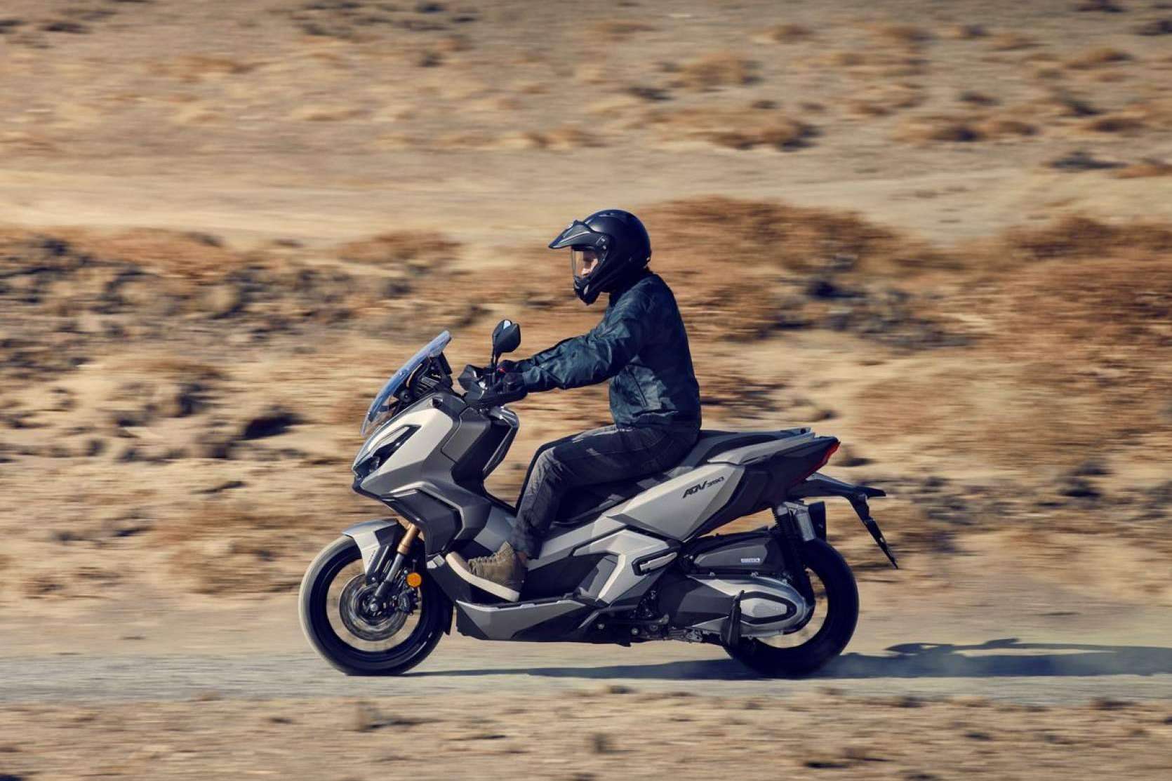 Pruebas de Motos presenta las características de la nueva HONDA ADV 350 2022