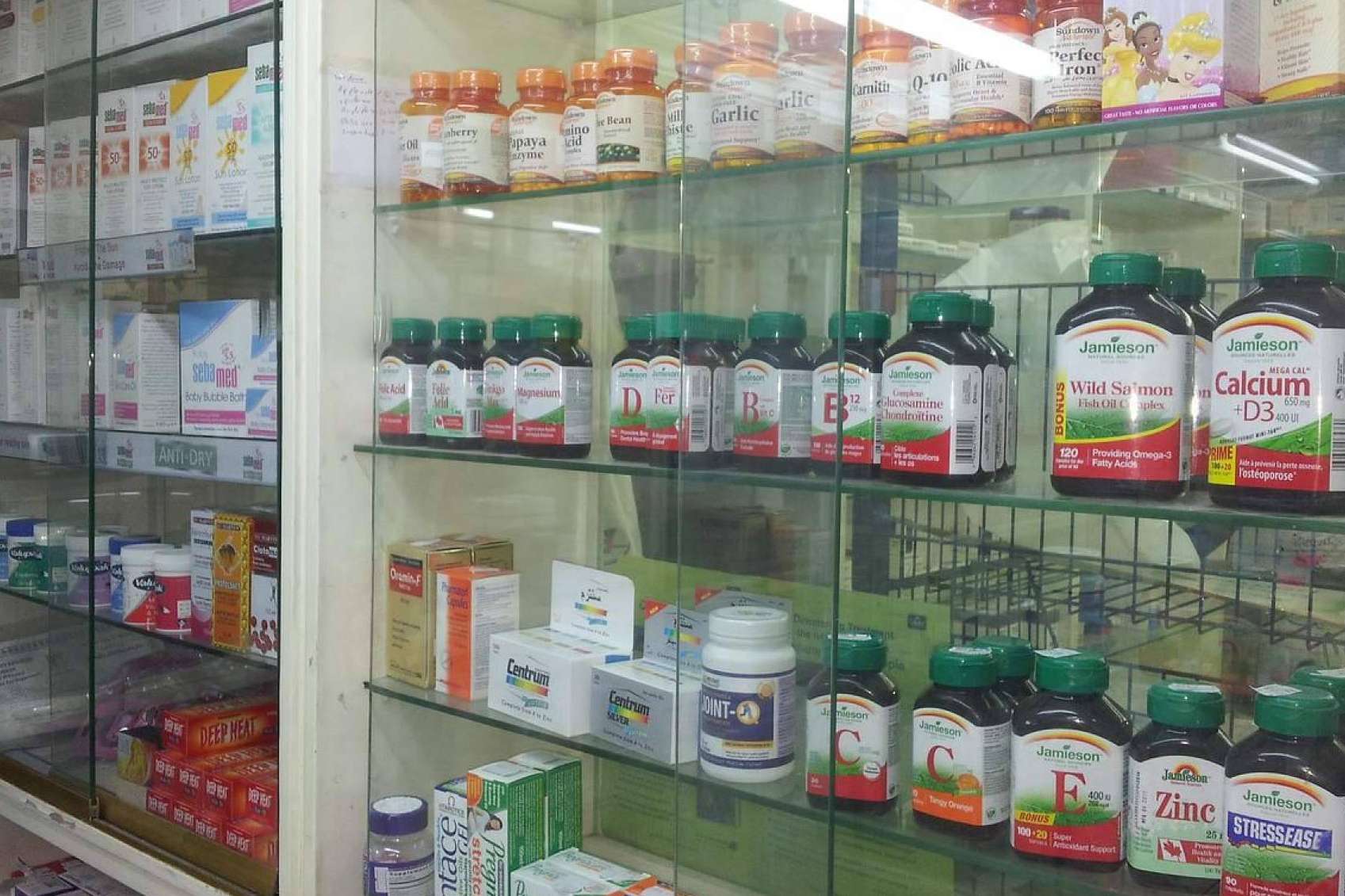 Una amplia base de datos de clínicas dentales y listados de farmacias de la mano de BancoDatos