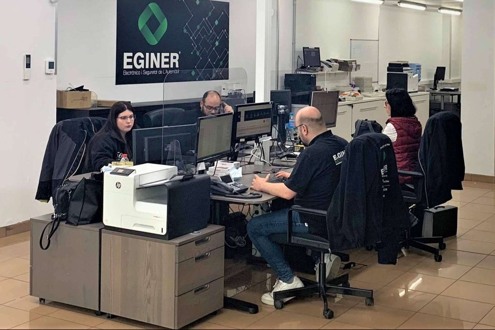 En Barcelona, EGINER centraliza sus servicios de llaves de coche