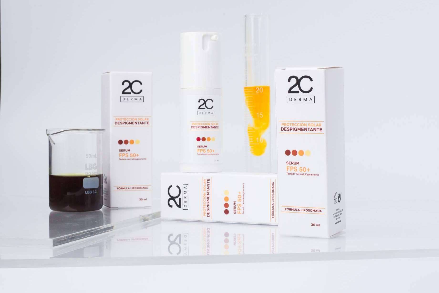El sérum triple acción y sus beneficios en el cuidado de la piel, por 2C Derma