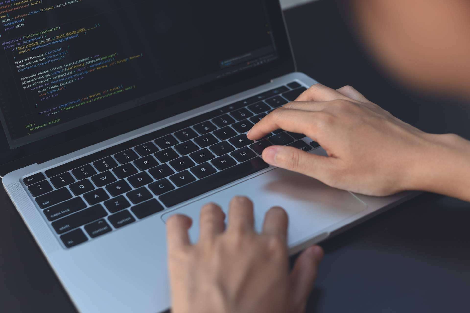 Razones por las que elegir el hosting profesional de Applinet para un proyecto en internet