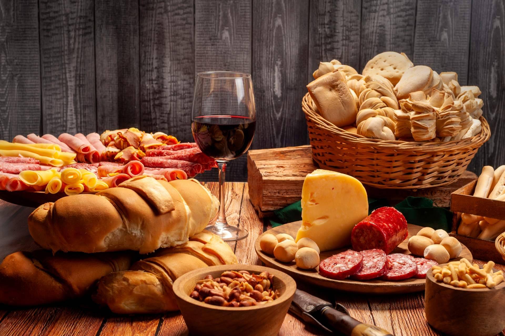 ¿En qué ocasiones regalar una cesta gourmet de Bon León?