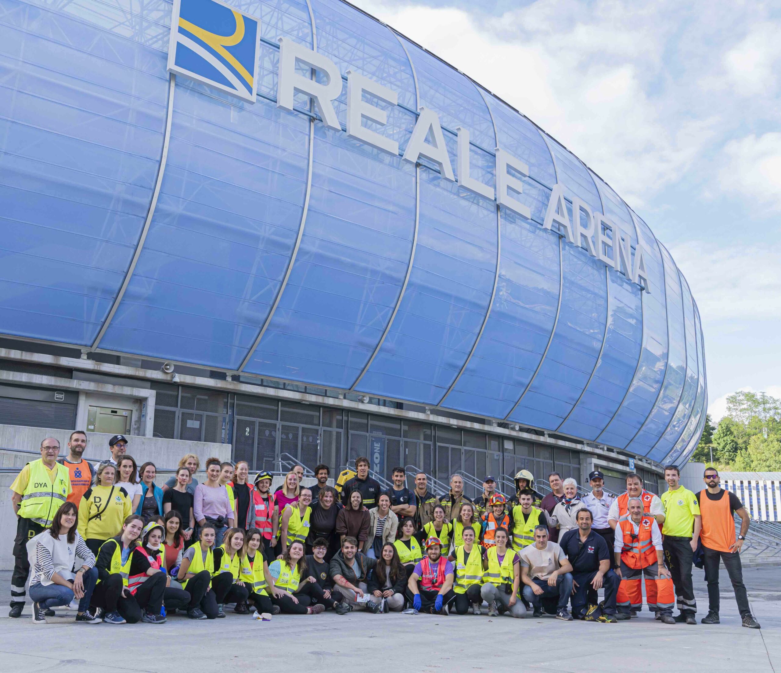 Más de 150 profesionales participan en el ejercicio práctico de emergencias en el Estadio Reale Arena