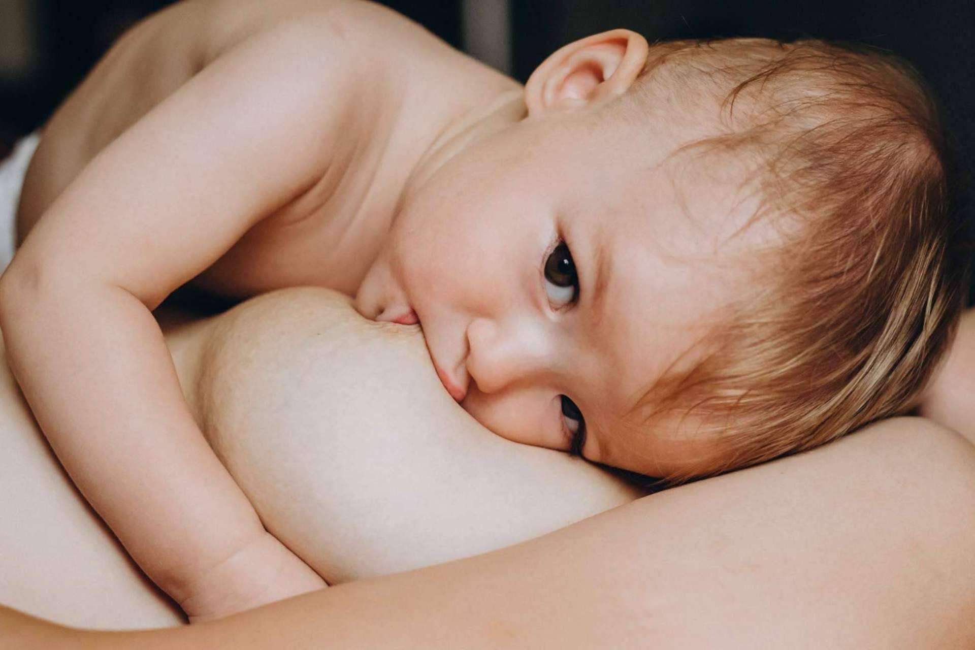 Todo lo necesario para la lactancia materna de la mano de WE ARE MAMMAS