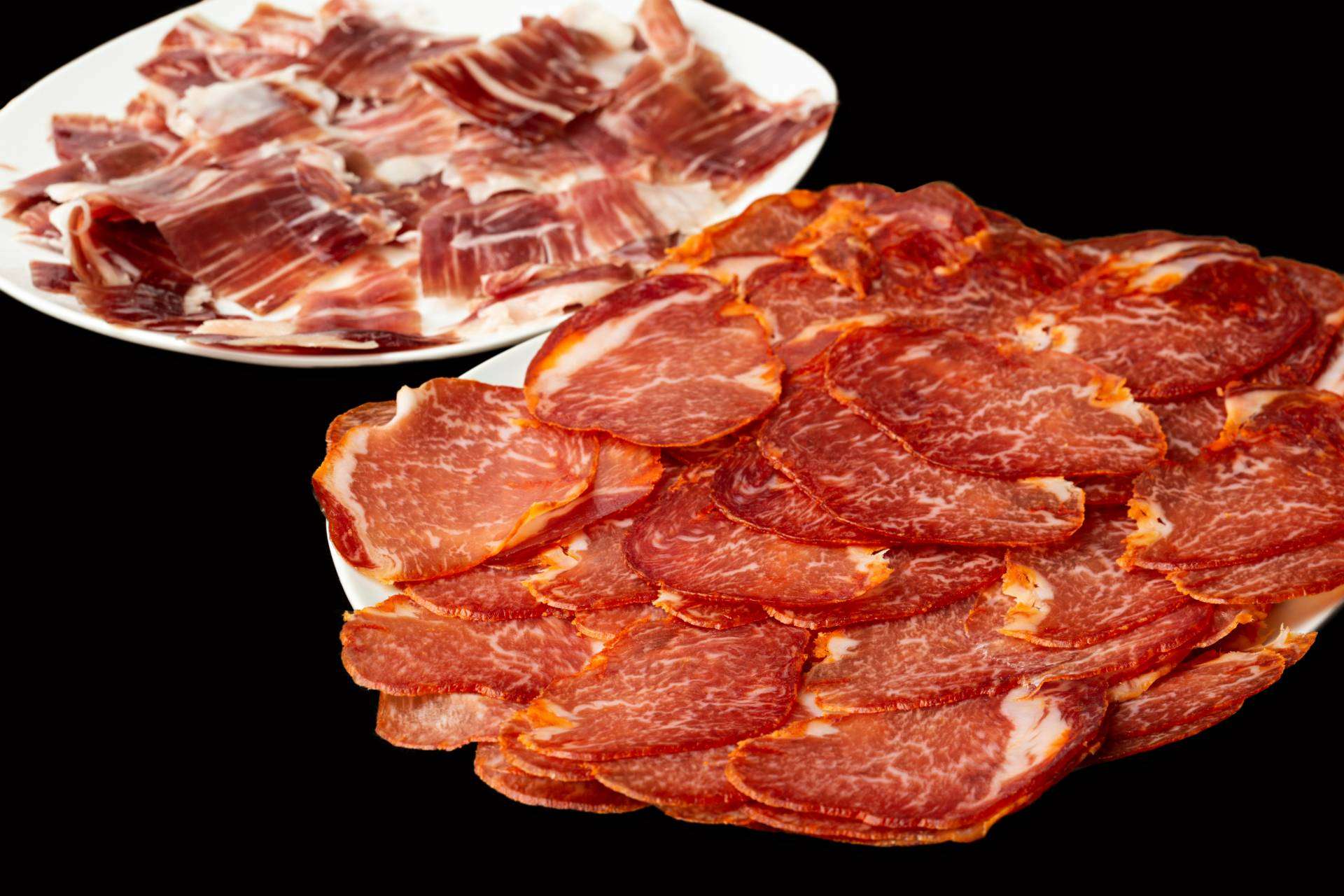 La firma Barón de Salamanca destaca por la exquisita calidad de su jamón ibérico, paletas y embutidos