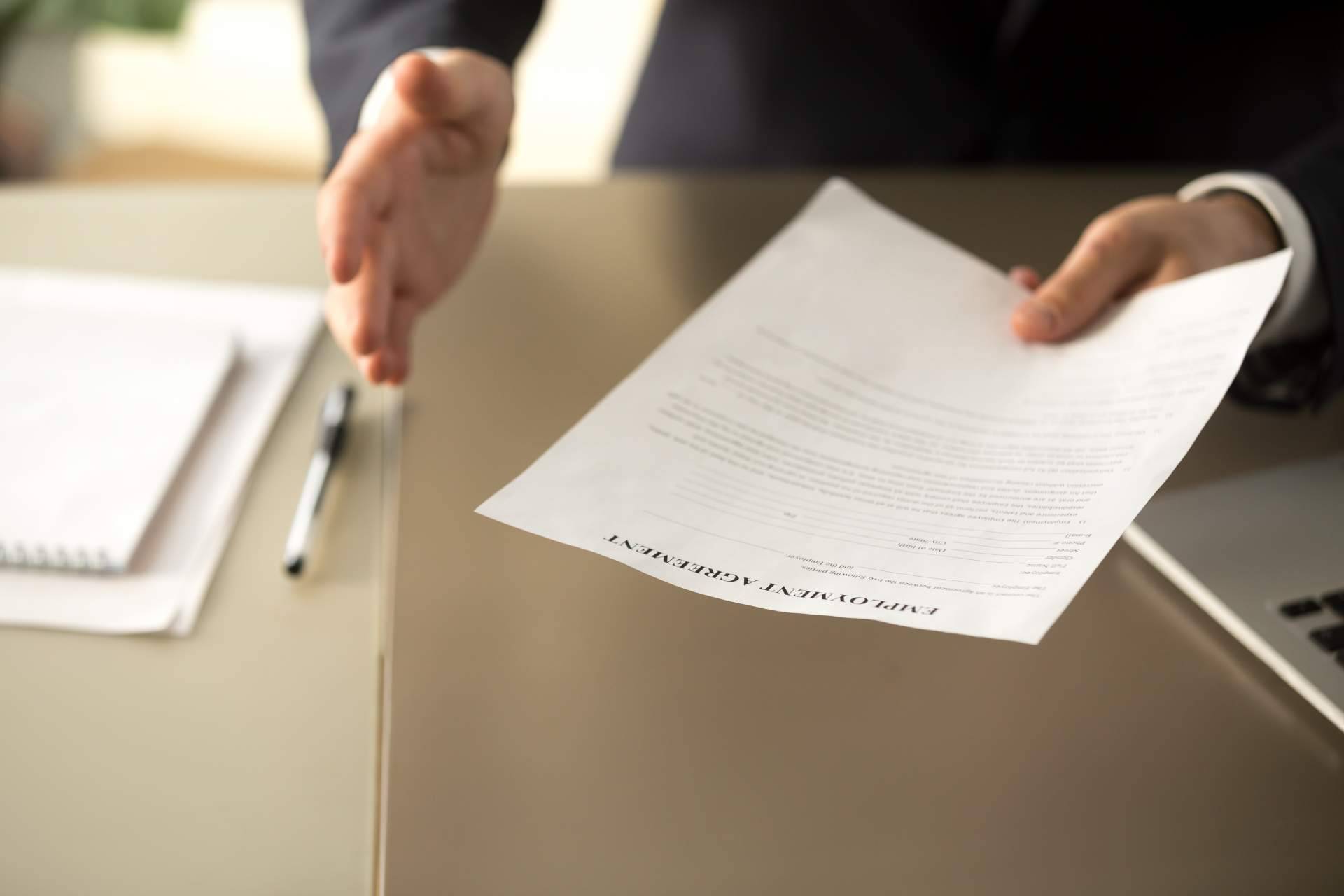 Conocer los diferentes tipos de contrato vigentes en 2022 y las recomendaciones por parte de un experto