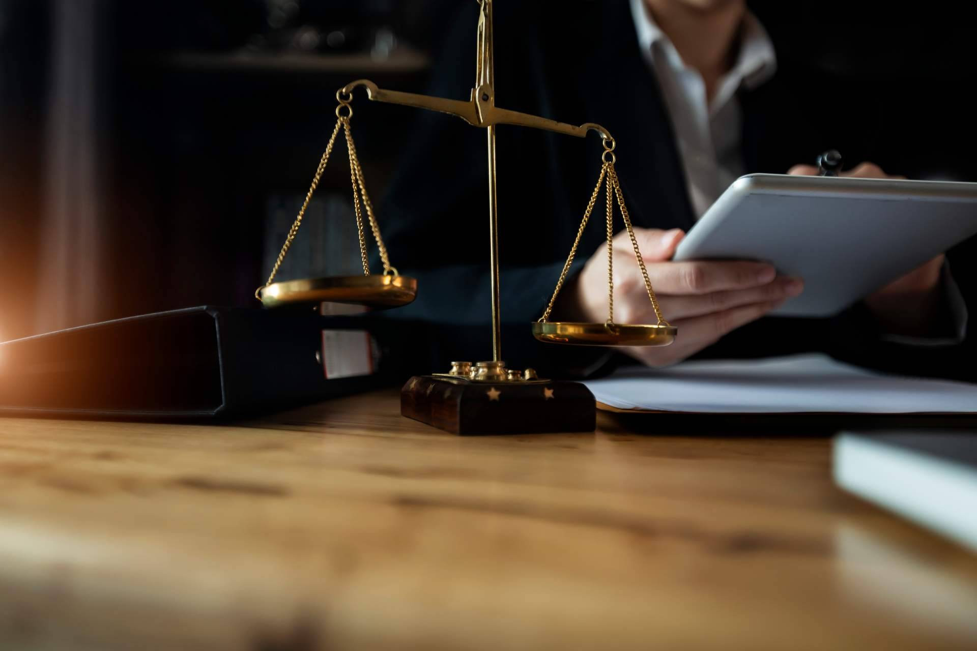 SpainCompliance habla sobre las regulaciones normativas y obligaciones legales que deben cumplir las empresas