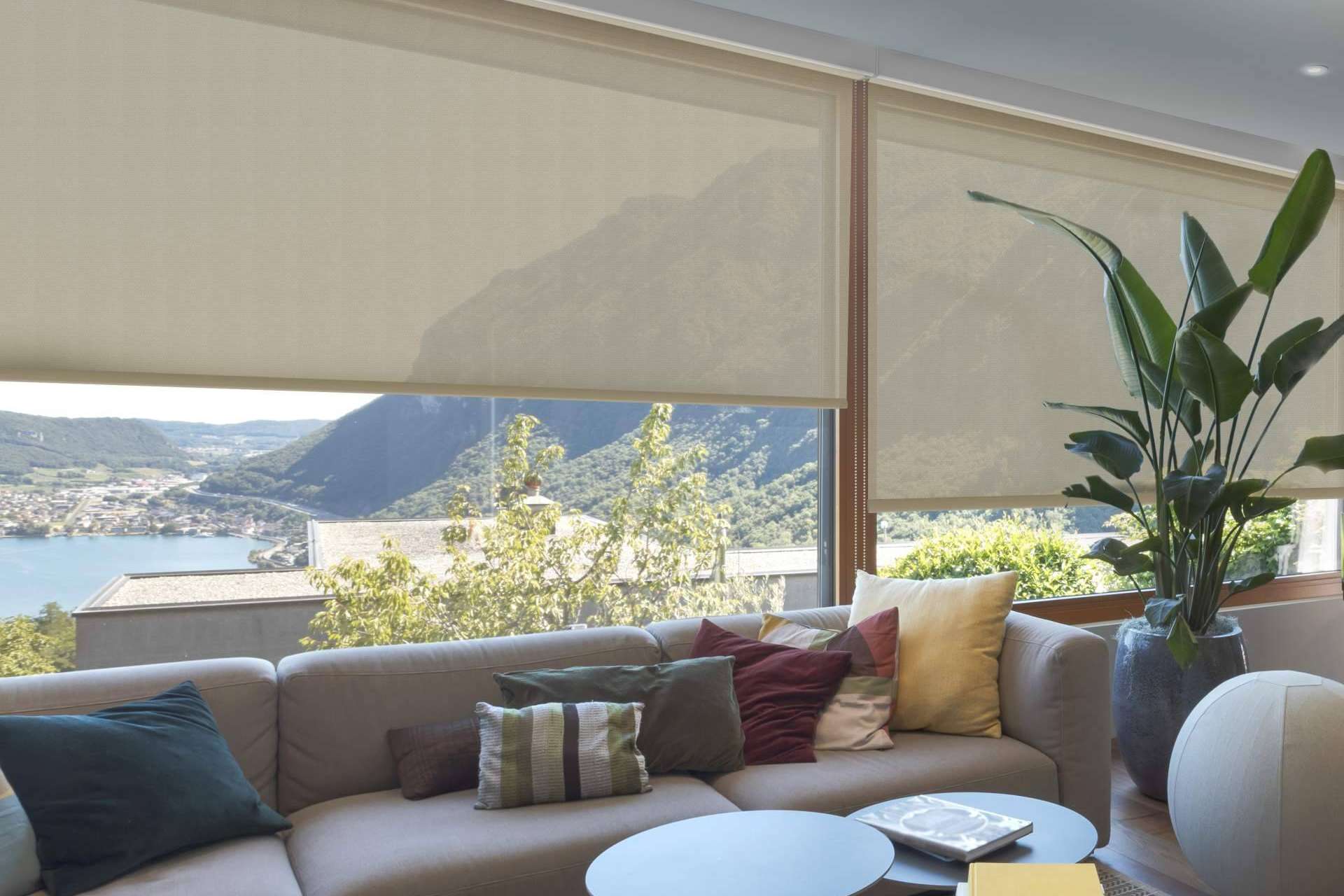 Estoresamedidabaratos.com y su amplio catálogo de estores para proteger el interior de una vivienda