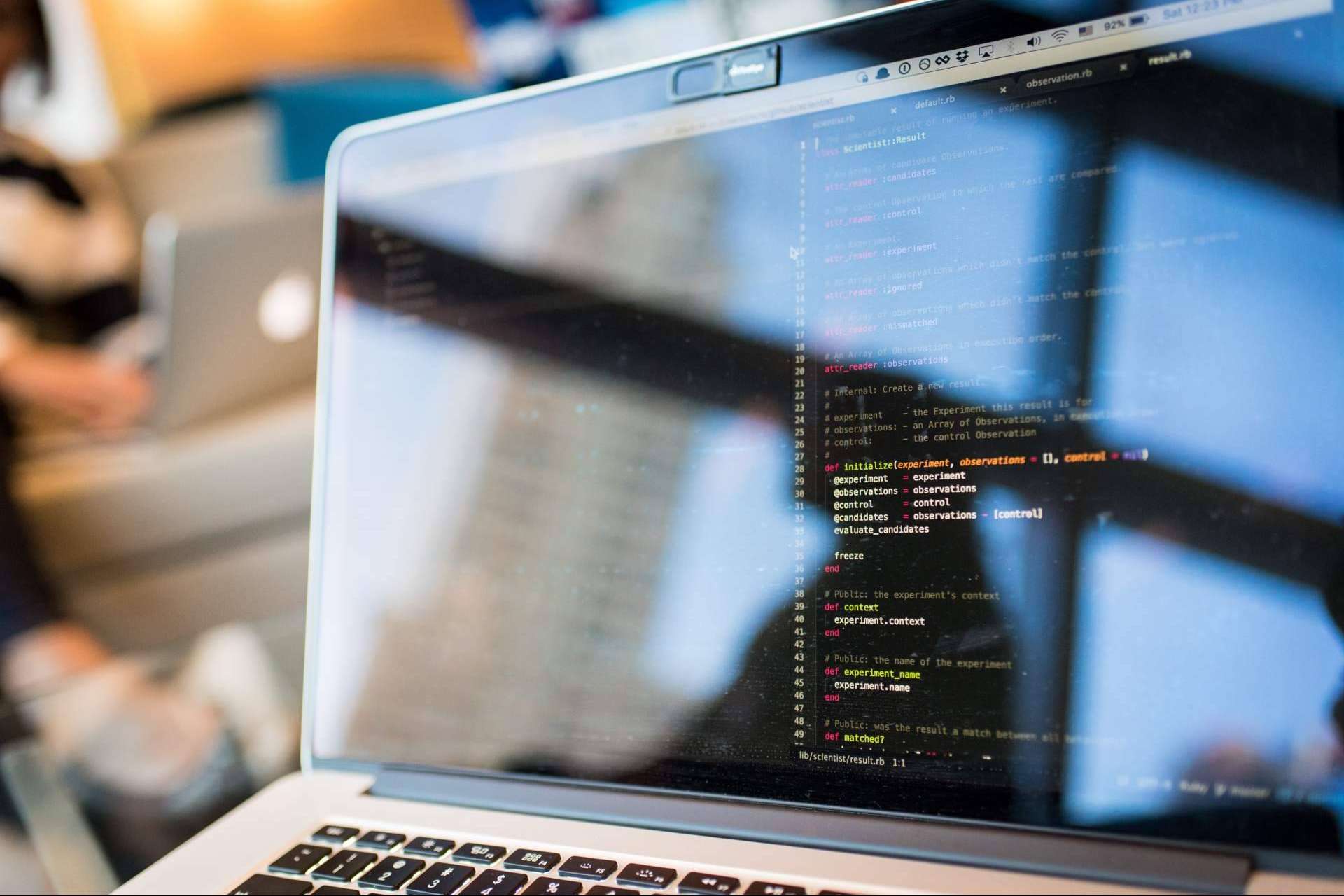¿Por qué es importante la integración informática mediante programación específica?