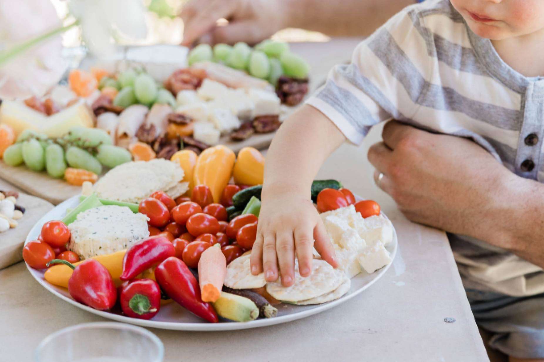 La clínica Alzenit sobre la relevancia de una buena nutrición infantil