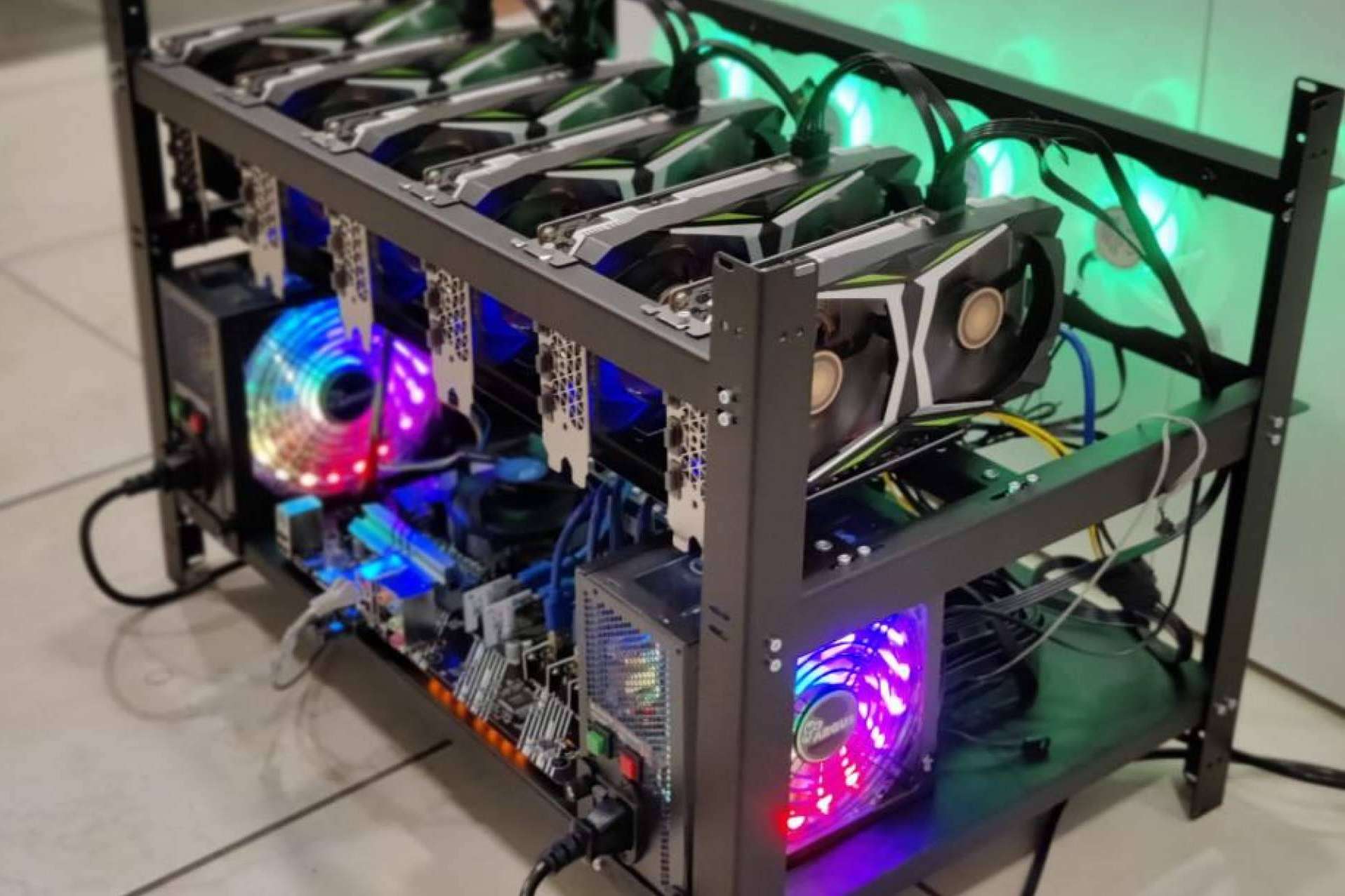 ¿Cómo tener un sueldo extra? Las máquinas de generar monedas y asesoría para obtener los mejores rigs de minería de la mano de Invercoin Valencia