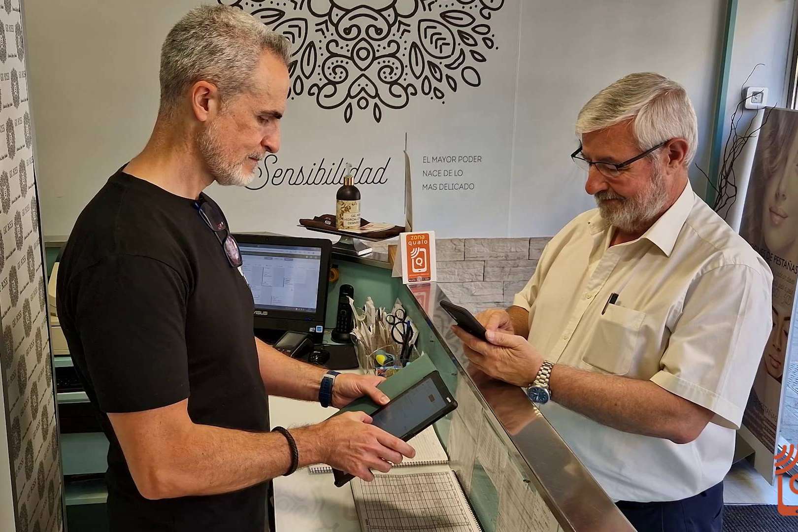 Tener una única app para la información localizada de múltiples servicios con QUALO