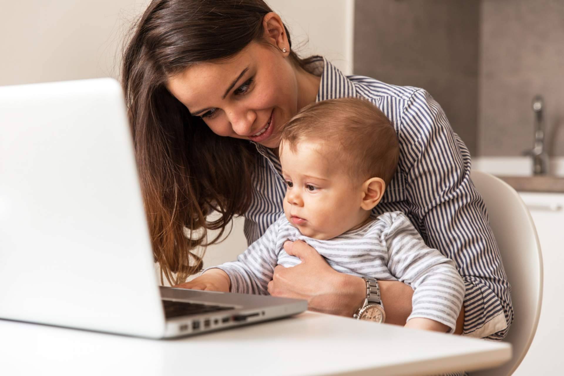 Divorcioscatalunya.com sobre la normativa que ampara a los menores ante las redes sociales