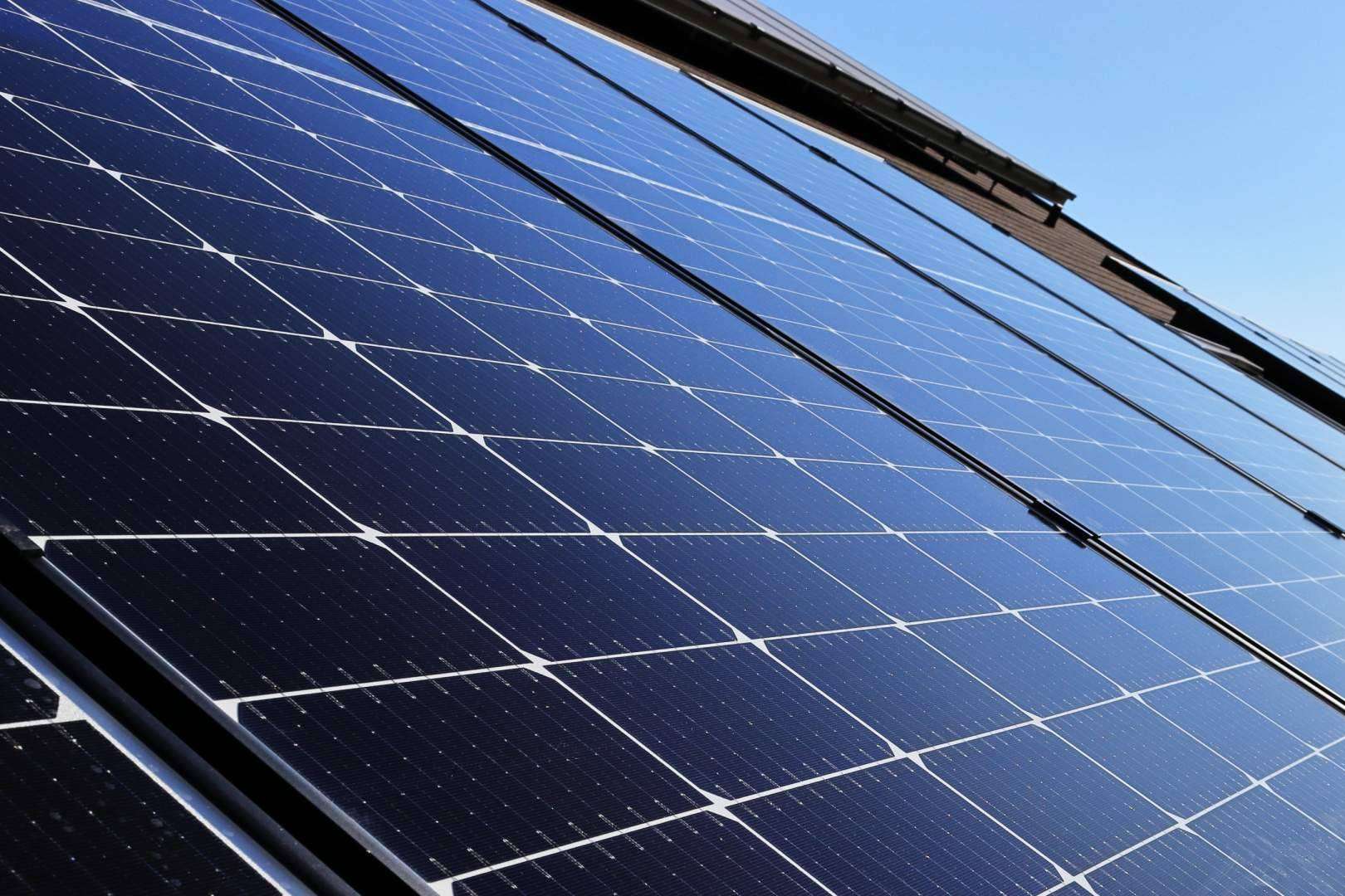 Ingeniería MASRED se encarga de la instalación de paneles solares en una comunidad de vecinos