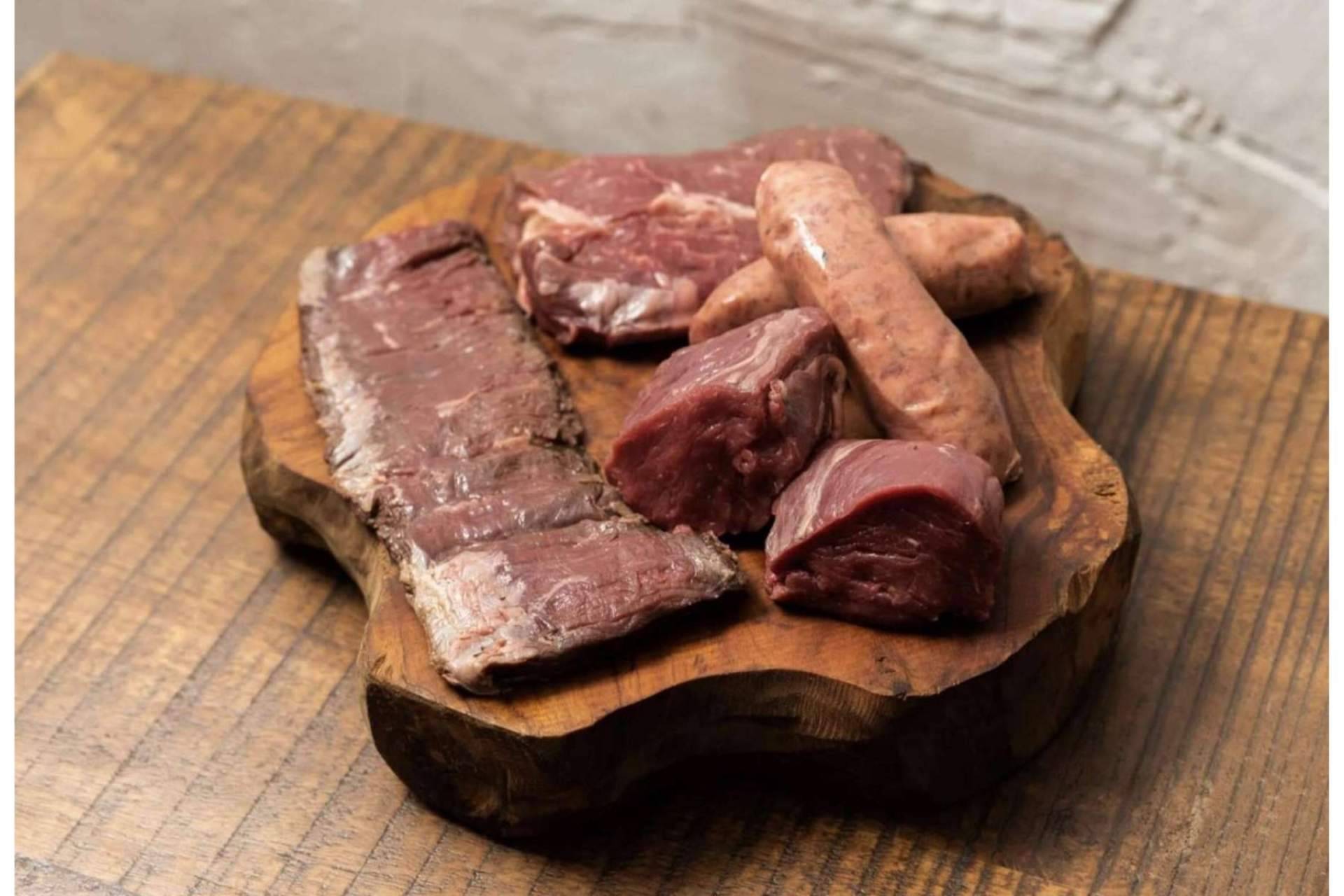 Tío Joe, el restaurante en Barcelona que regala a sus clientes la oportunidad de llevar carne a domicilio de primera calidad