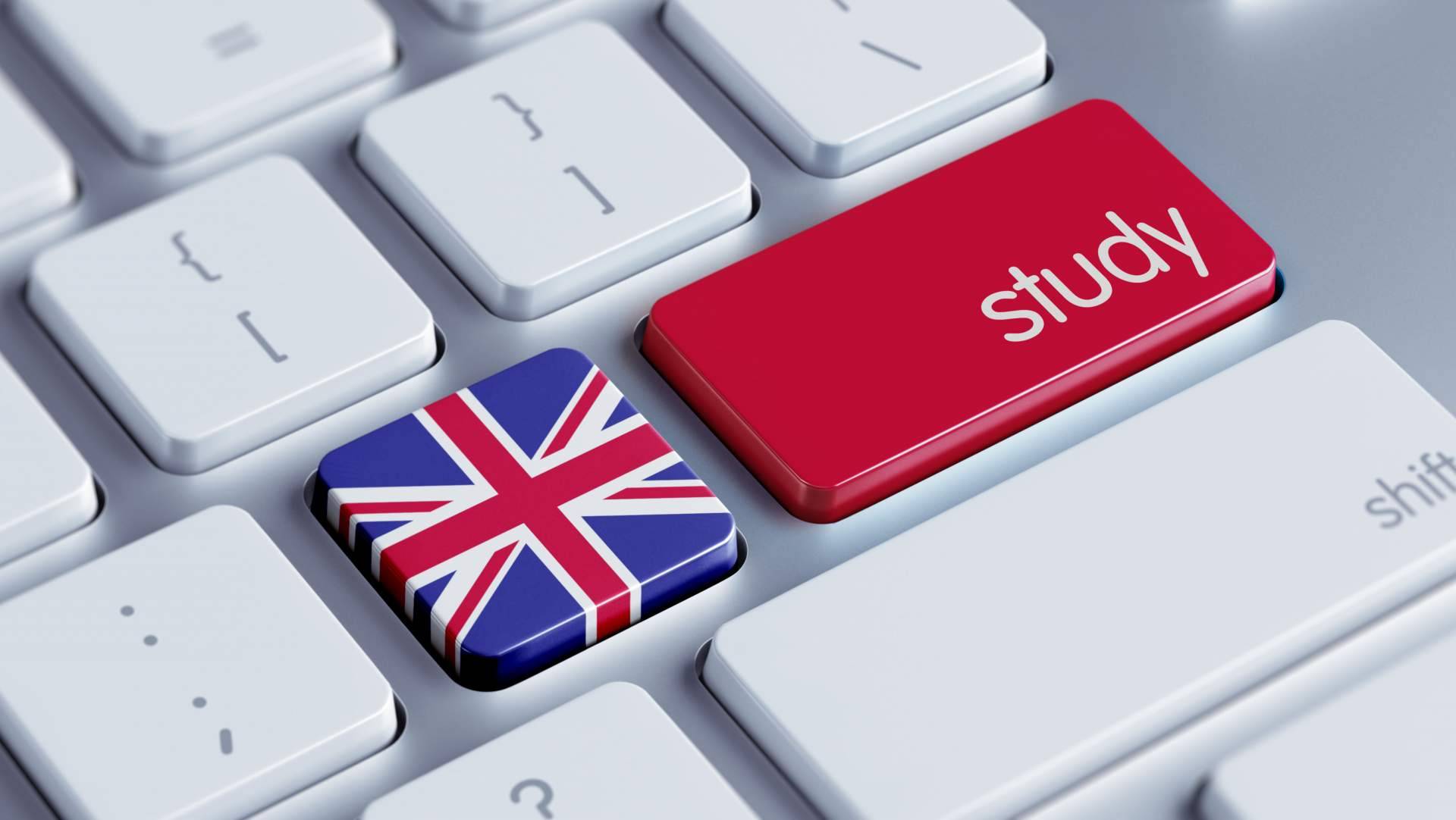 Academia ofrece probar gratis clases de inglés online premiadas