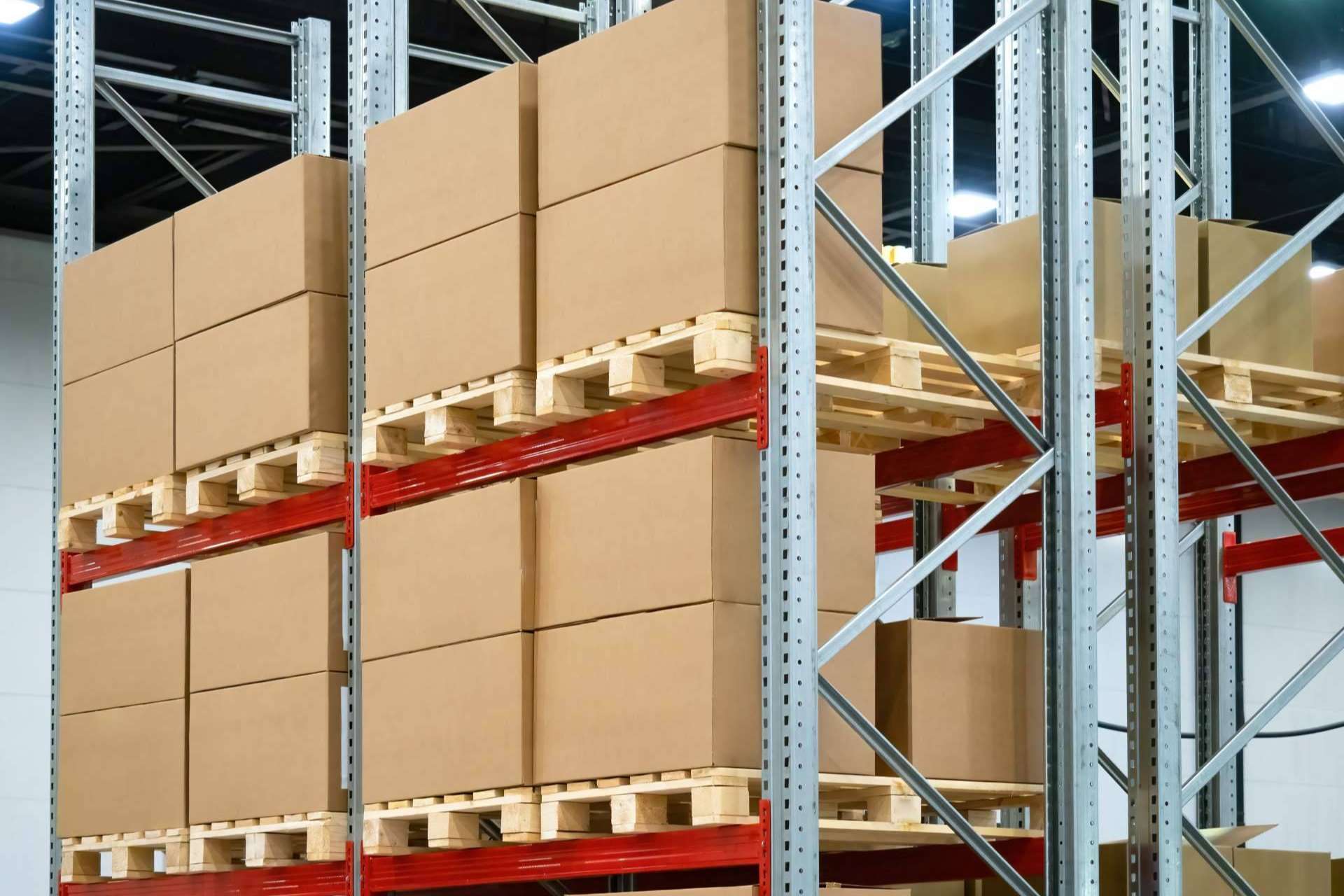 Transportes Gomesa es una empresa de logística situada en Córdoba con una década de experiencia