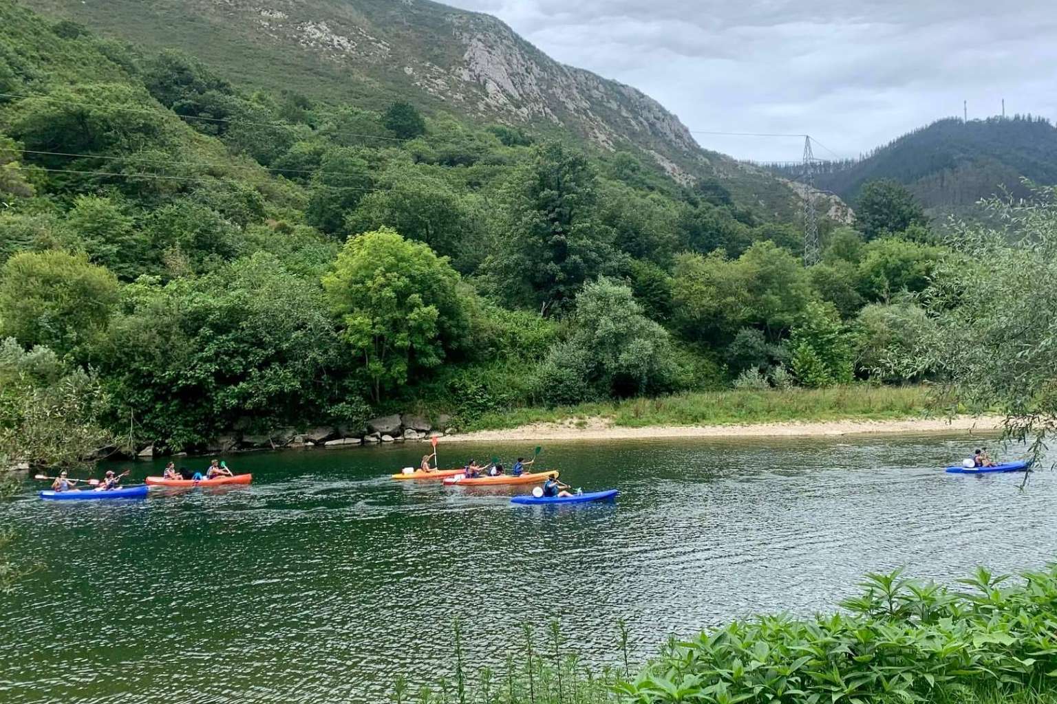 Actividades de turismo activo y aventura en Asturias con RanaSella