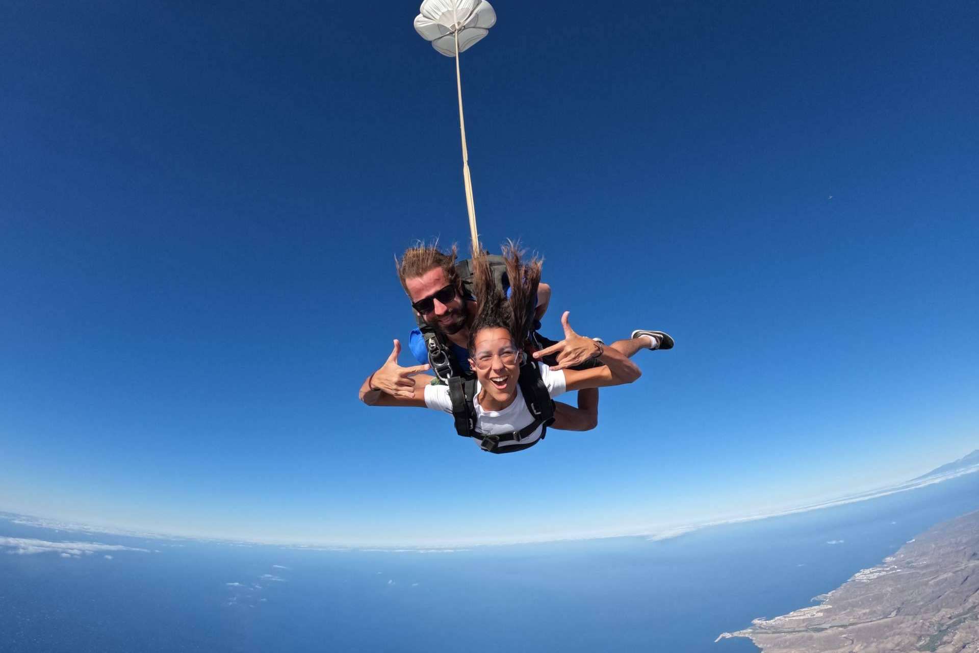 iJump organiza experiencias de skydive en Gran Canaria