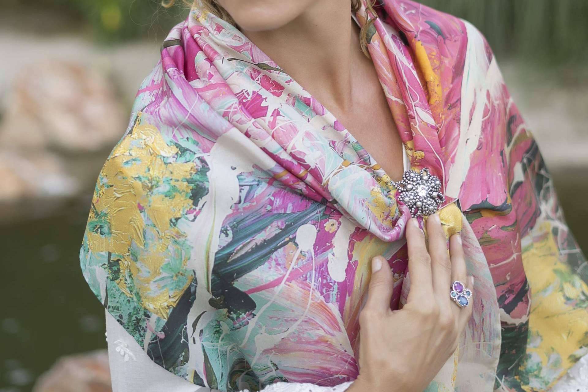Pañuelos de seda, originales y exclusivos, con Full & Briss