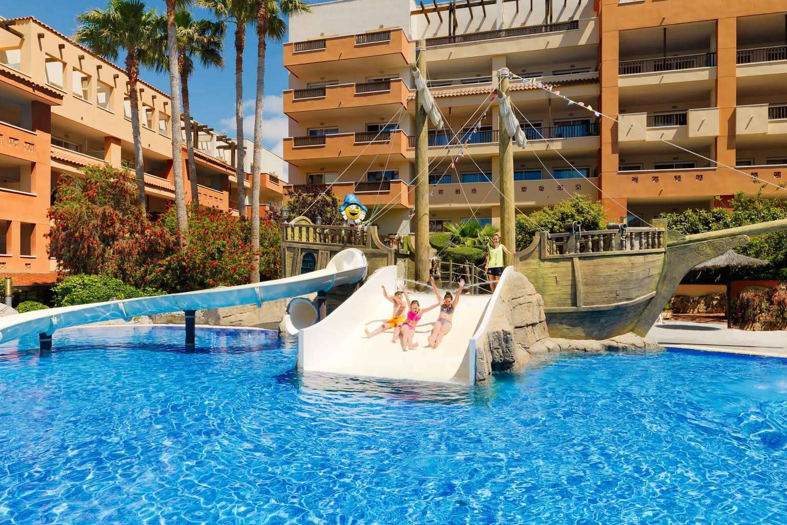 El equipo de ISholidays.com ofrece los mejores destinos para disfrutar de las vacaciones