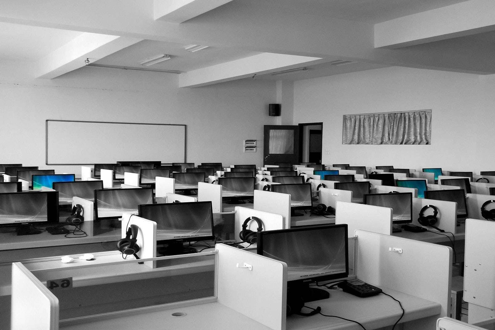 NOÁTICA Programadores Informáticos crea un nuevo servicio de centralitas de Call Center con Inteligencia Artificial