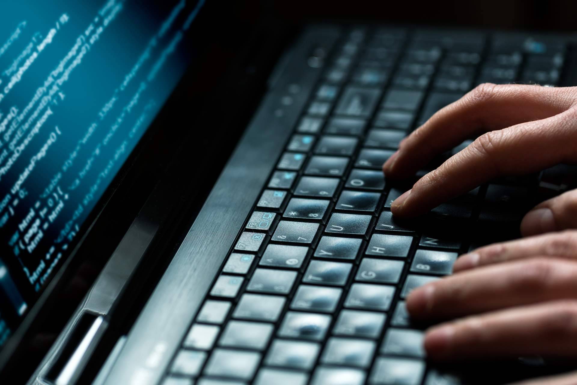 Solucionar problemas de virus con Reparar Ordenadores